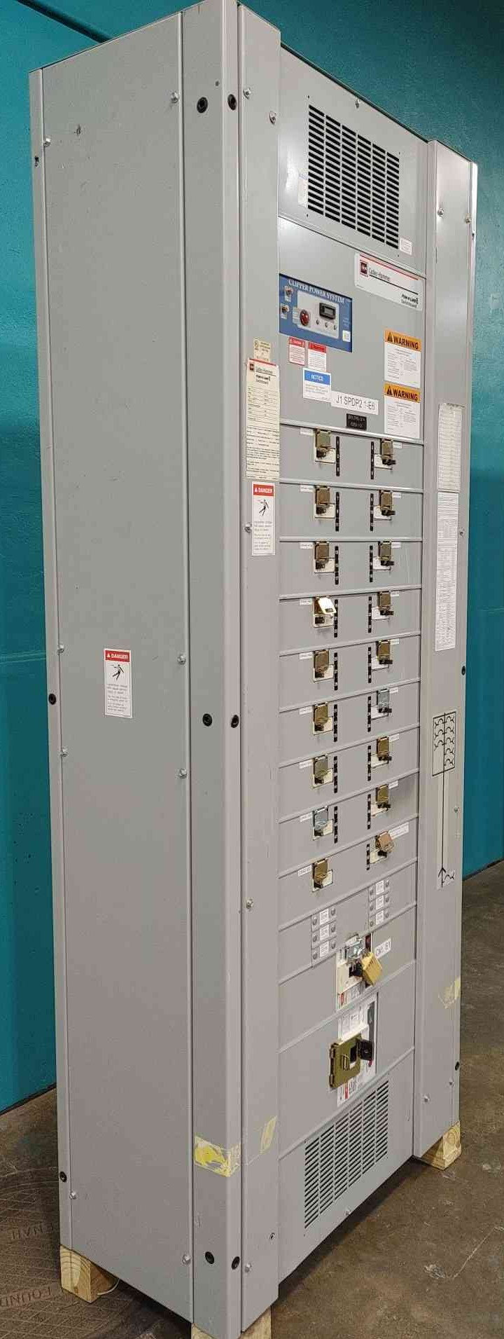 Cutler-Hammer Pow-R-Line C Switchboard 1200A 480V 3PH 3W Main Enclosure Loaded