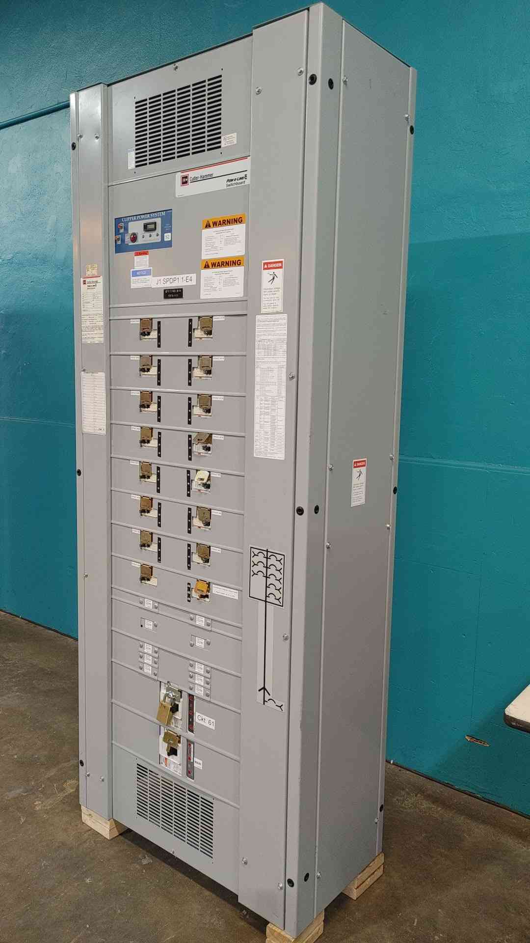 Cutler-Hammer Pow-R-Line C Switchboard 400A 480V 3PH 3W Main Enclosure Loaded