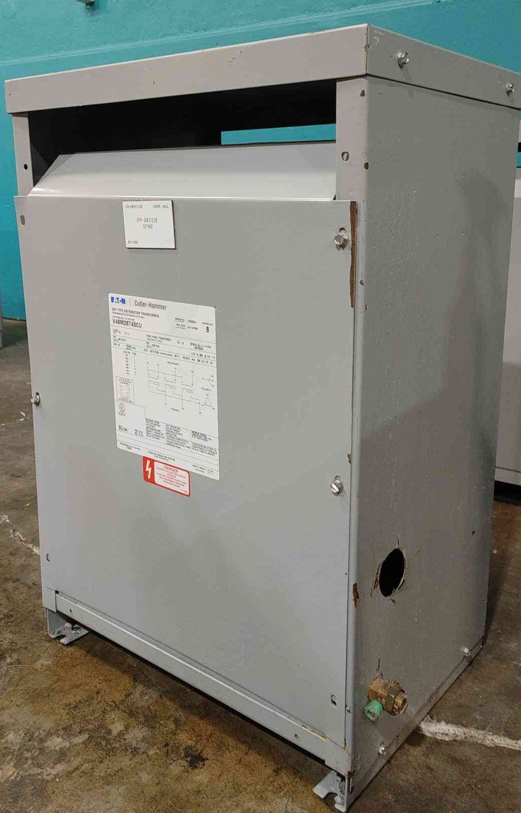 Eaton Cutler Hammer 45 kVA Transformer 480V to 208Y/120V 3Ph Copper V48M28T45CU