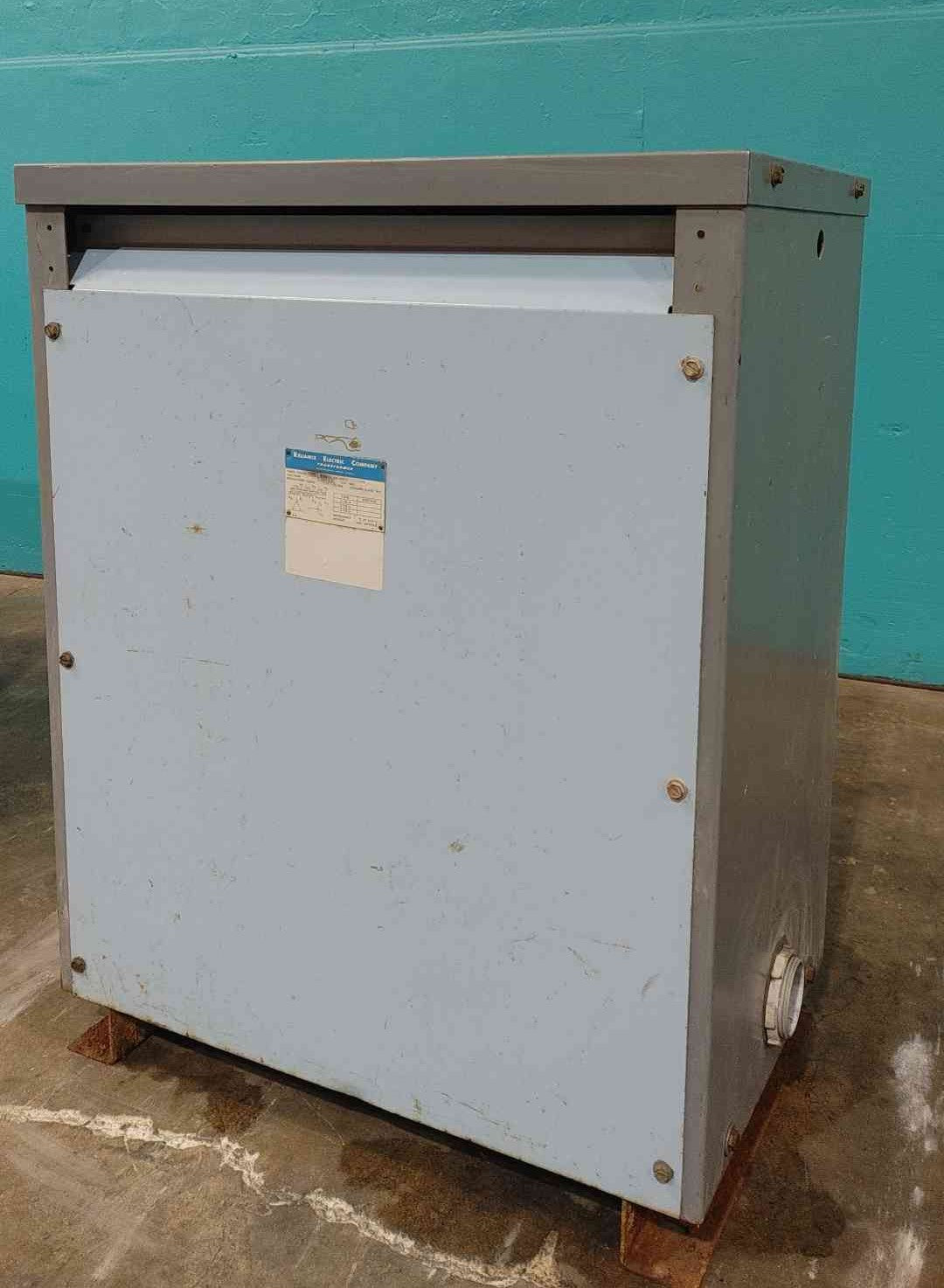 Reliance Electric 63 kVA Dry Type Transformer 460V to 230Y/133V 3 Phase 63kVA