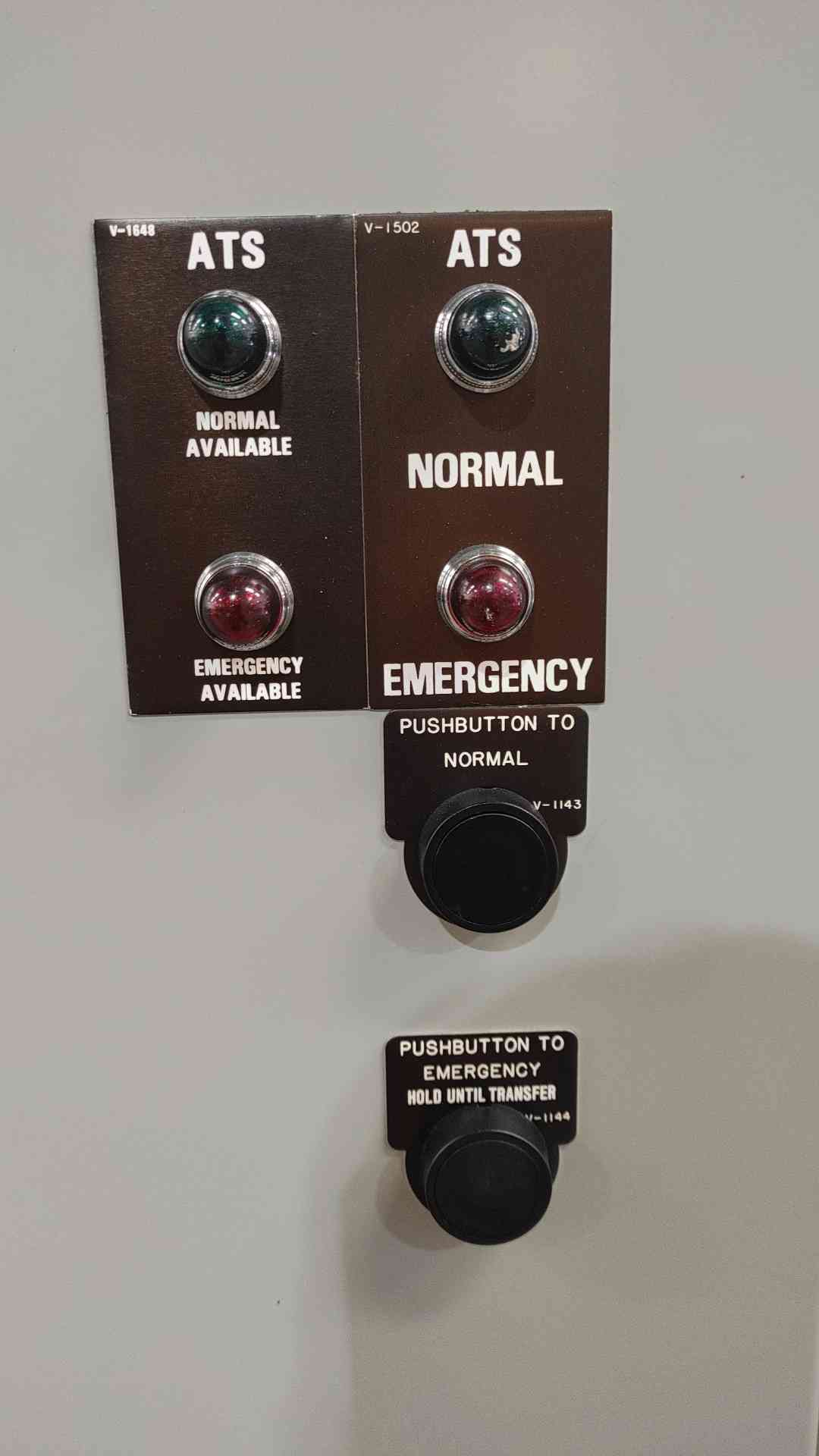 Zenith Controls 400A Automatic Transfer Switch ATS NEMA 1 480V 600V Emergency