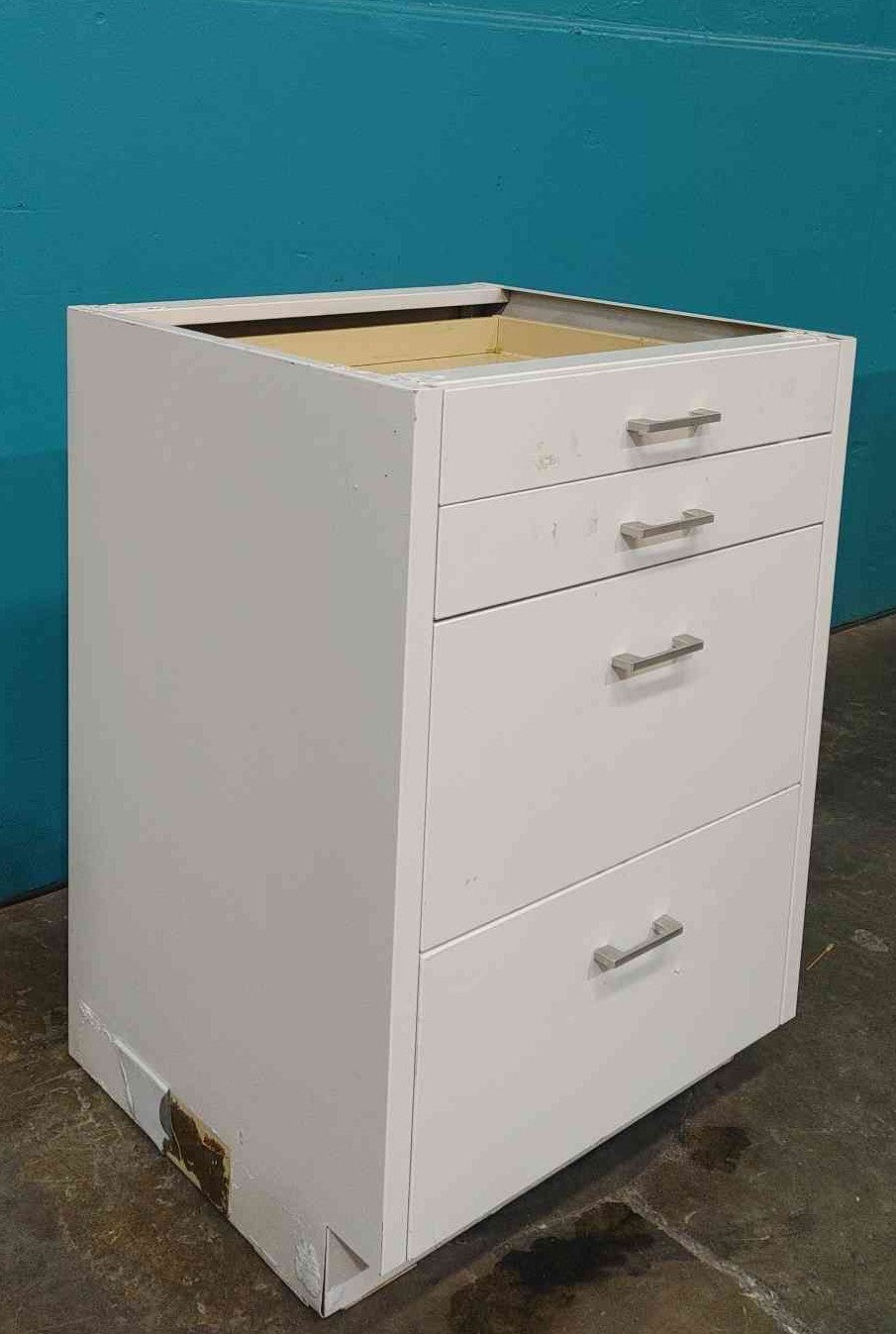 22" St. Charles 4 Door Cabinet (Sku:115121)