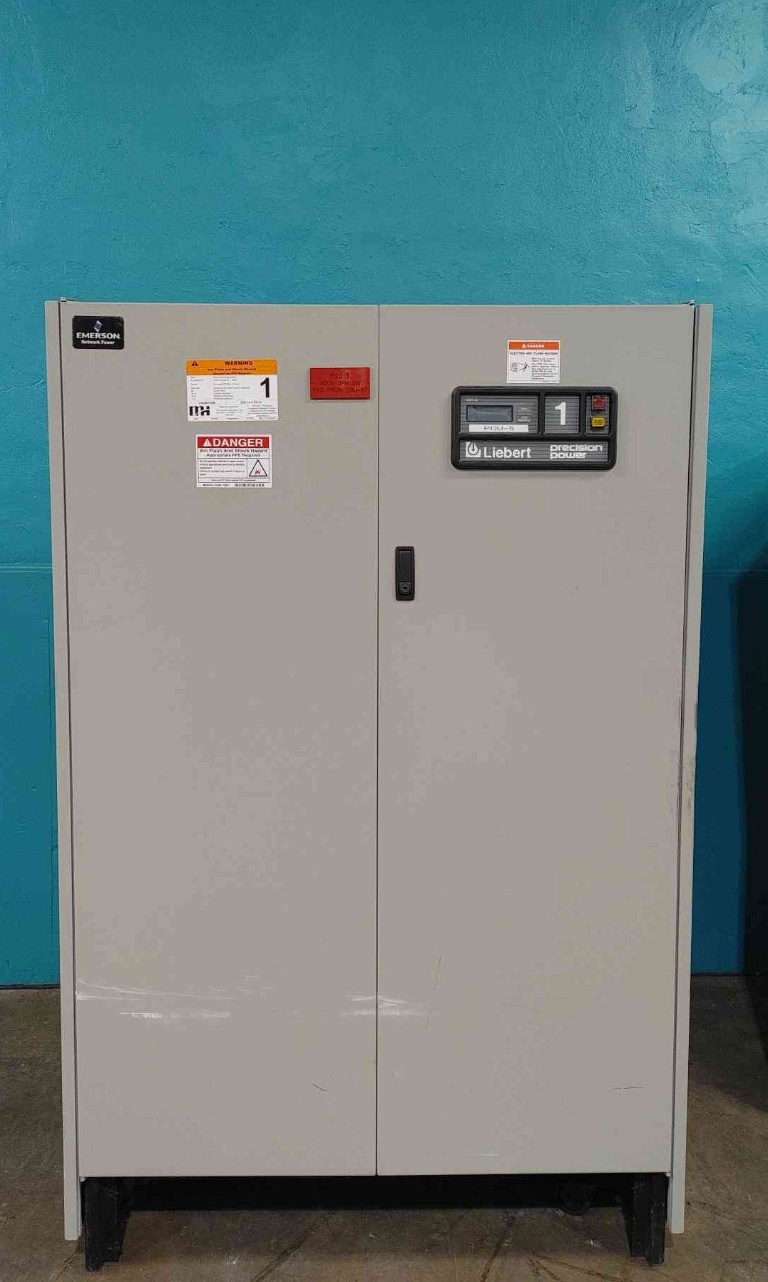 Liebert PPA225C 225 kVA Power Distribution Center PDU 480V to 208V 120V Transformer