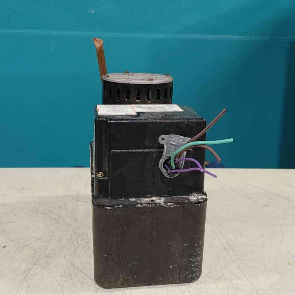 Stulz 806007 Commercial HVAC Condensate Pump 460V High Head 56.1 FT Lift 460 VAC