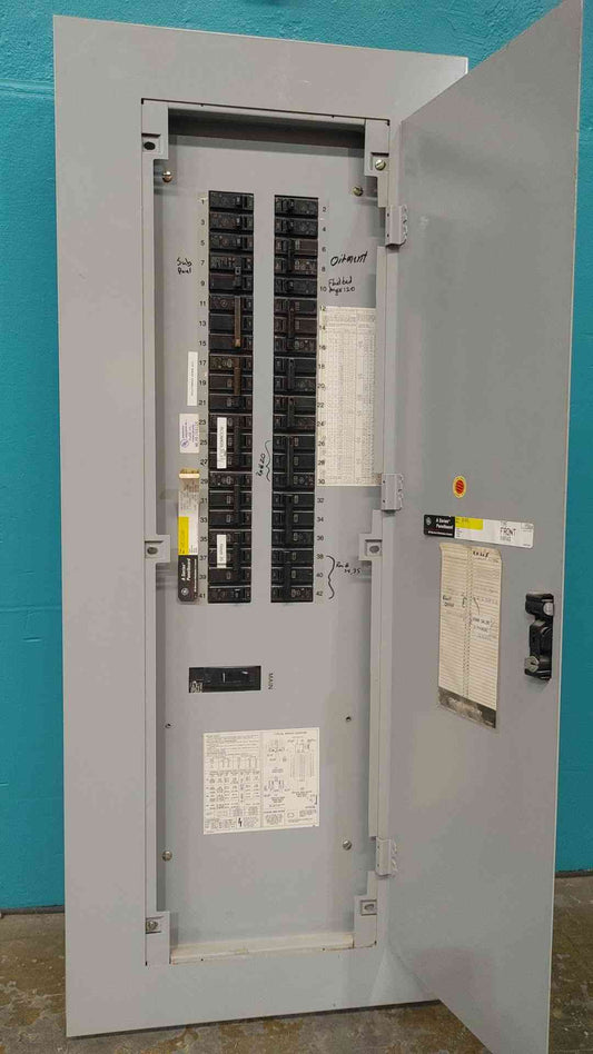 GE A-Series 225A Panelboard AQF3422AB 208Y 120V 42 Space Loaded Breakers 100A