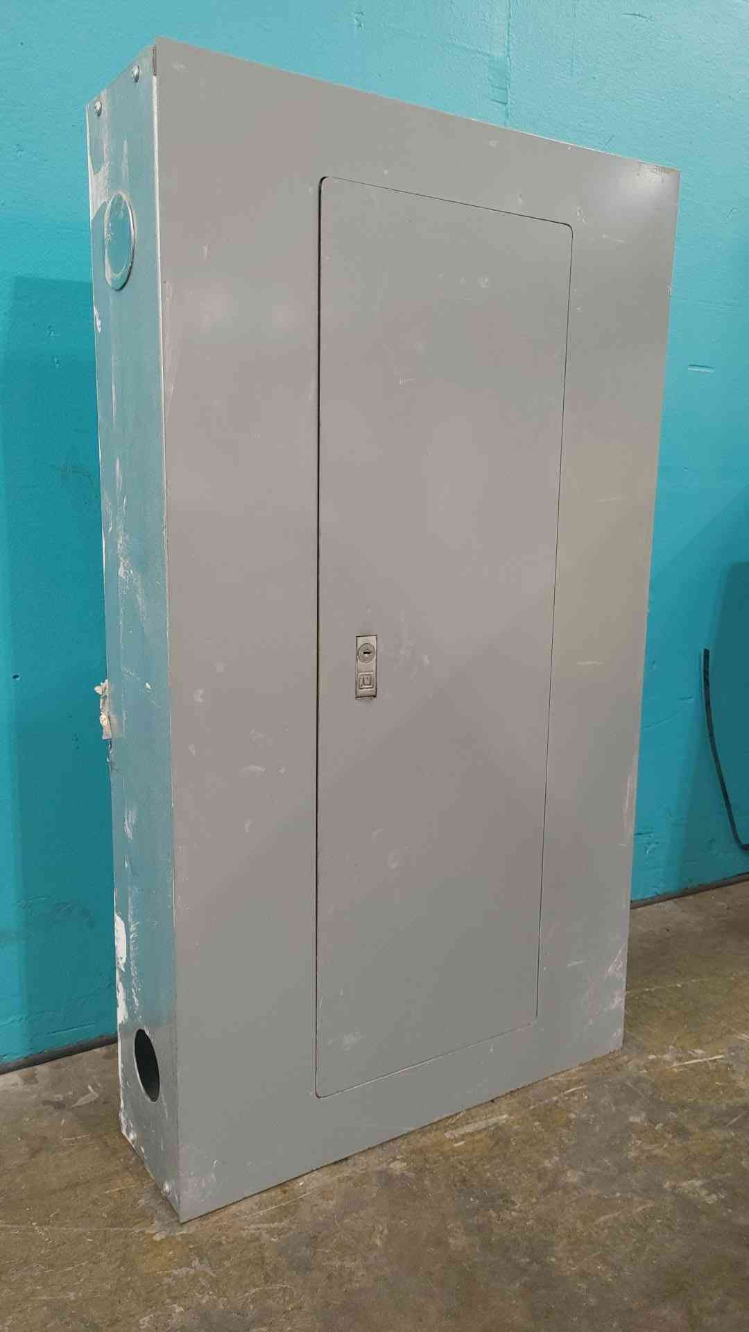 Square D NQ 42 Space Panelboard 100A 208Y/120V Loaded W 25 QO Breakers 60A 30A