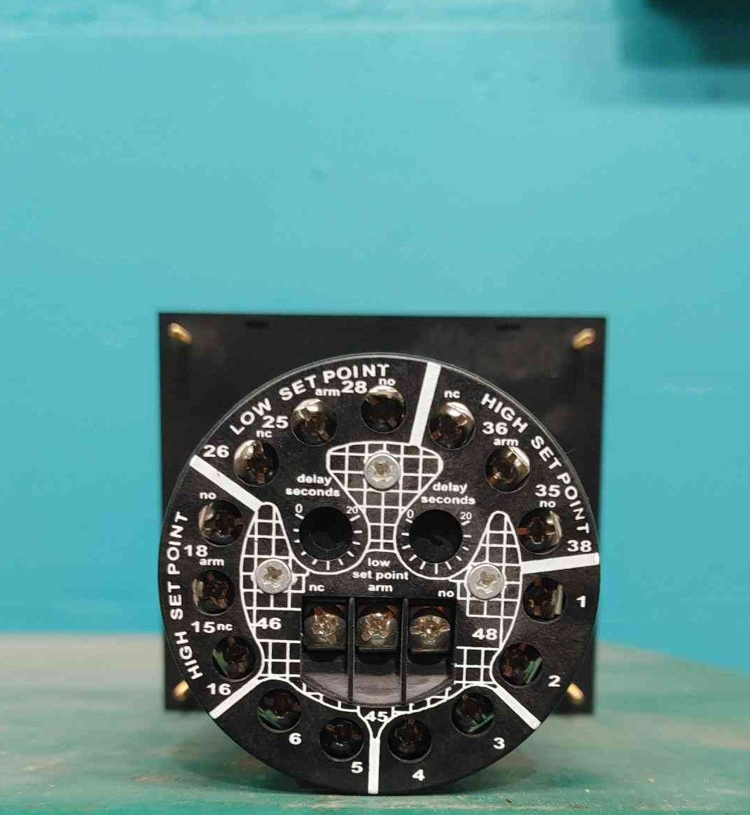 Crompton 239-303A-PQRX-AC-S1-S2 Analog Meter Relay 0-300V AC Voltmeter 120V Aux