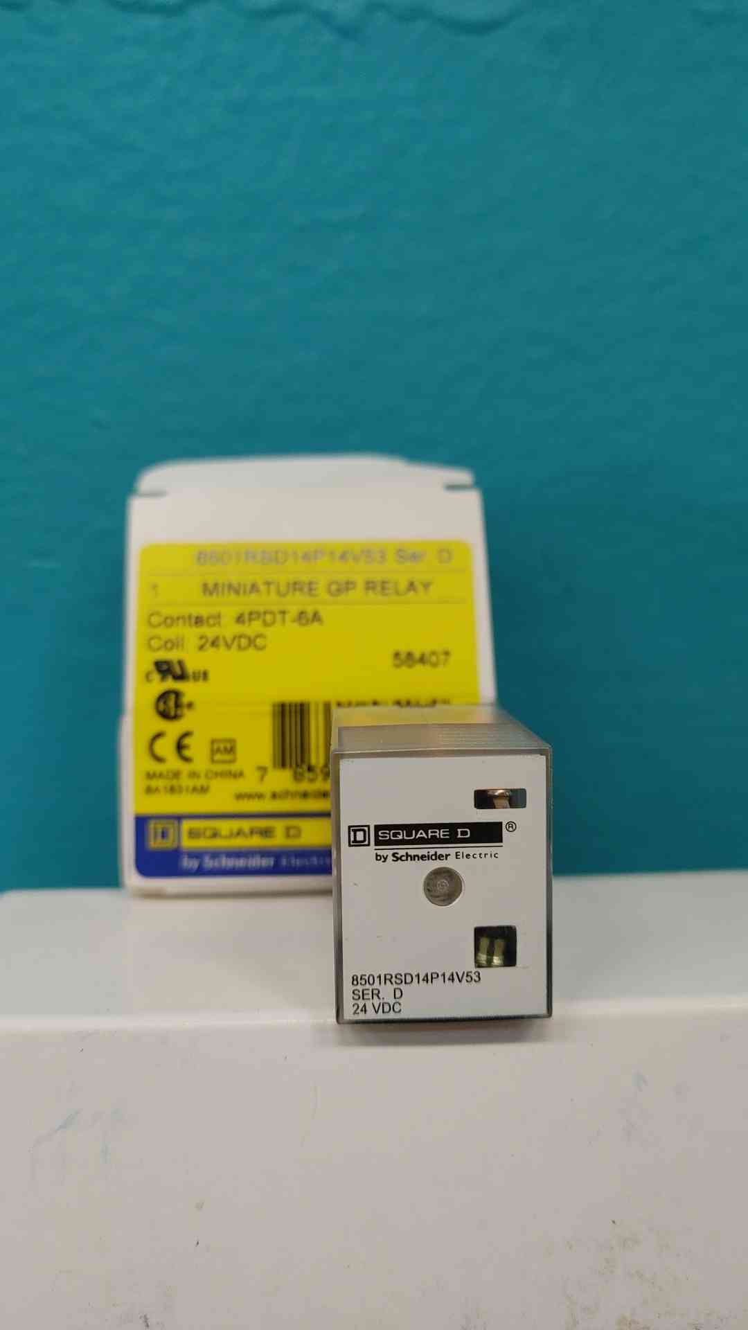 Square D 8501RSD14P14V53 Plug-In Relay 24VDC Coil 4PDT 6A 14-Pin Blade NIB
