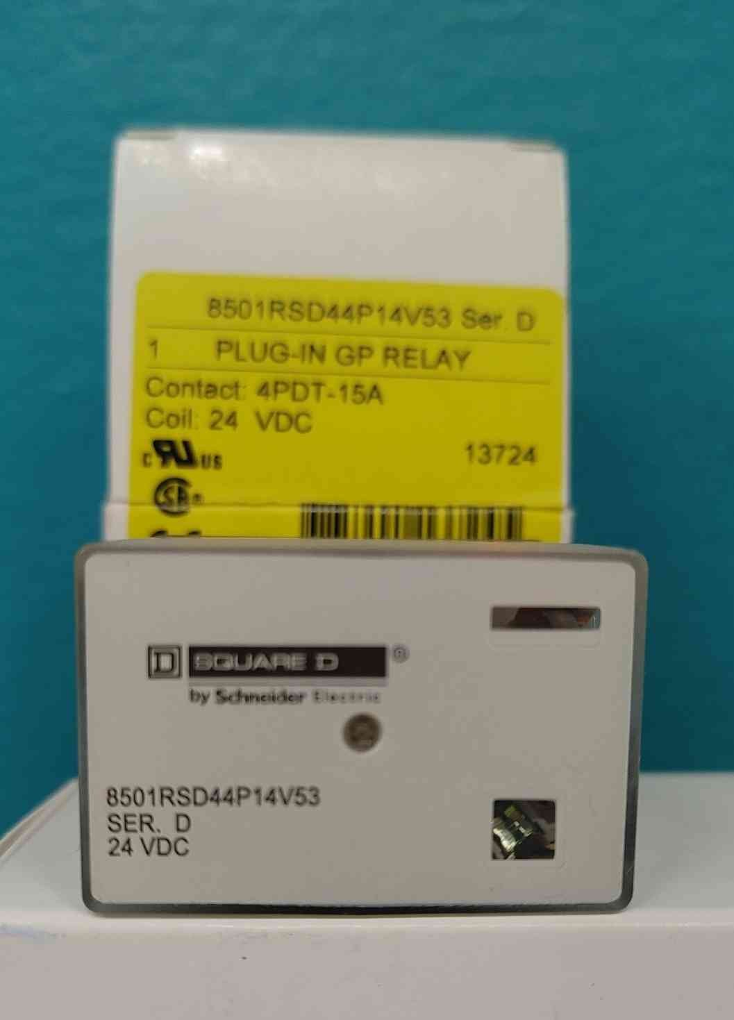 Square D 8501RSD44P14V53 Plug-In Relay 24VDC Coil 4PDT 15A 14-Pin Blade NIB