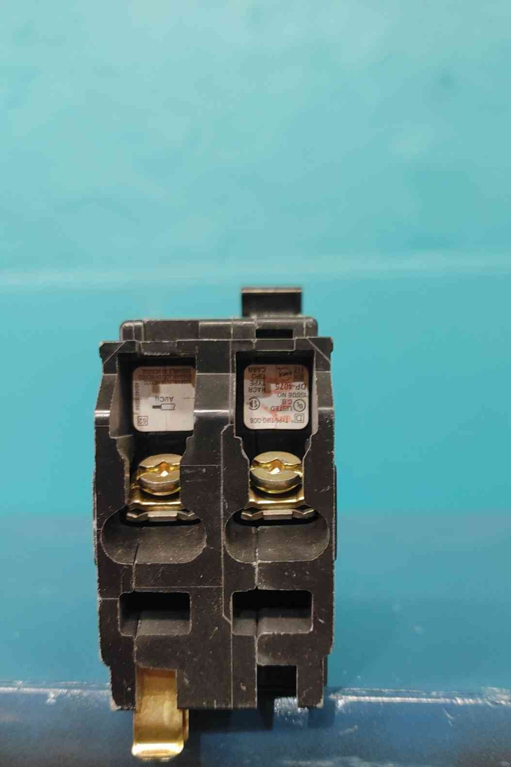 Square D QOB215 15 Amp 2 Pole Bolt-On Circuit Breaker 120/240V 10kA QOB 2P 15A