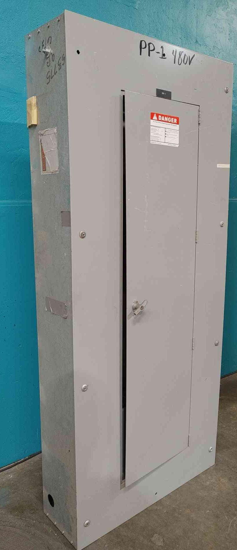 GE Type CCB Style 2 Panelboard 400A 480Y/277V 3-Phase 4-Wire. (Sku:116260)