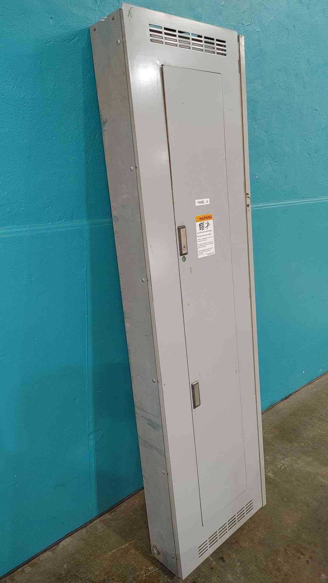 Eaton PRL3a 600A Panelboard 480Y/277V 3Ph w/ 600A Main + (4) 150A 3P & 20A Breakers