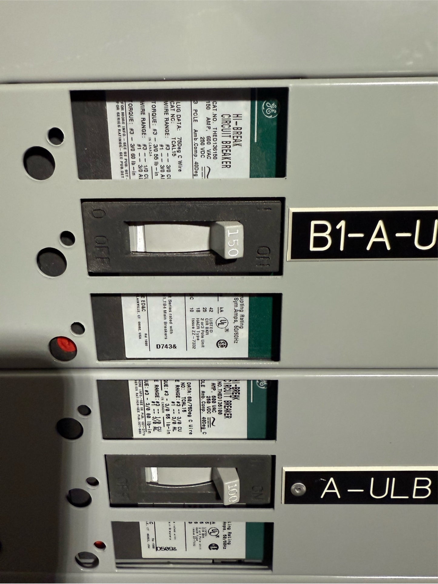 GE Spectra Series Panelboard 400A  (SKU: 109722)