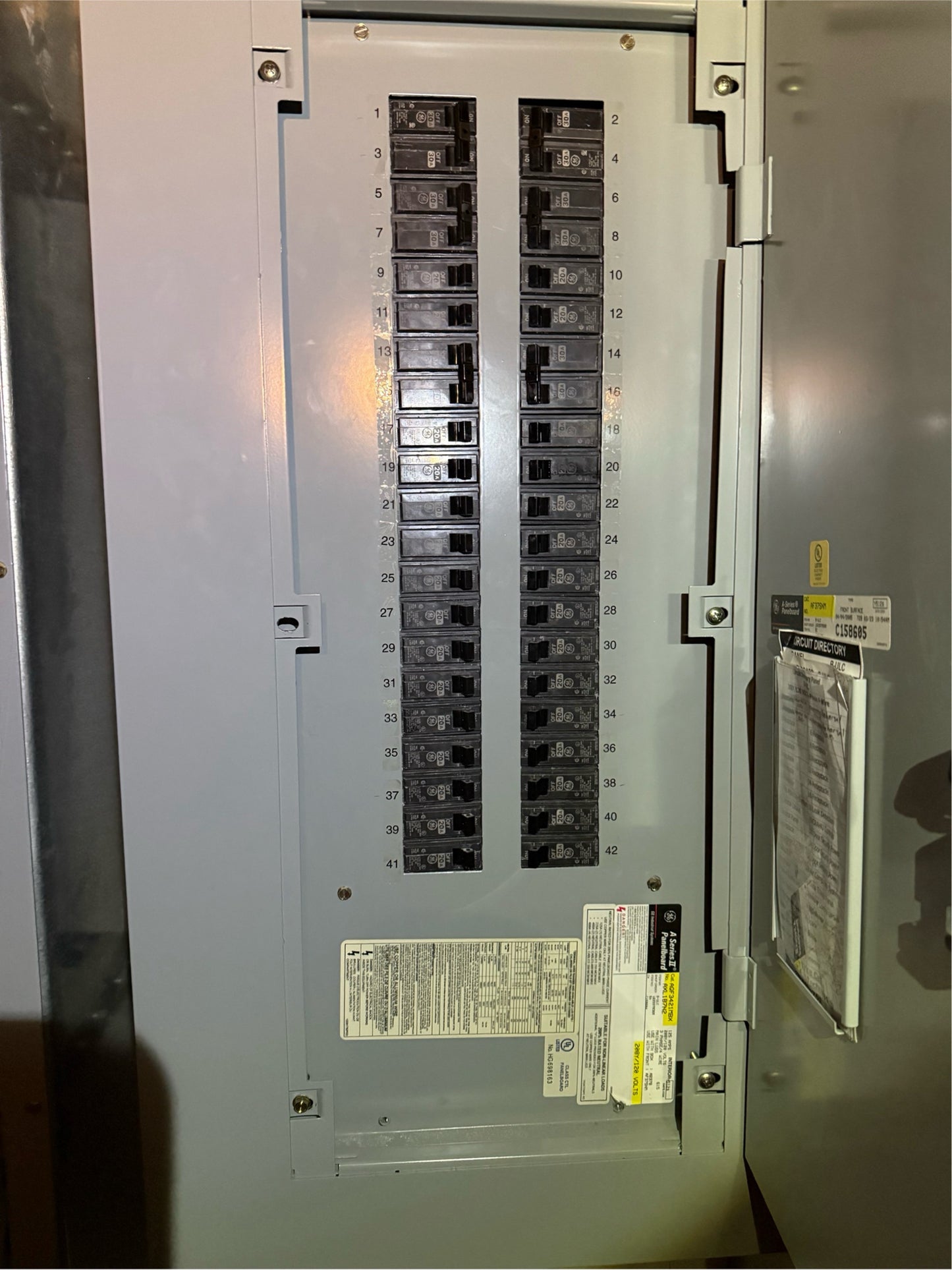 GE A Series ll Panelboard 125 Amp 40 Breaker (SKU: 109730)