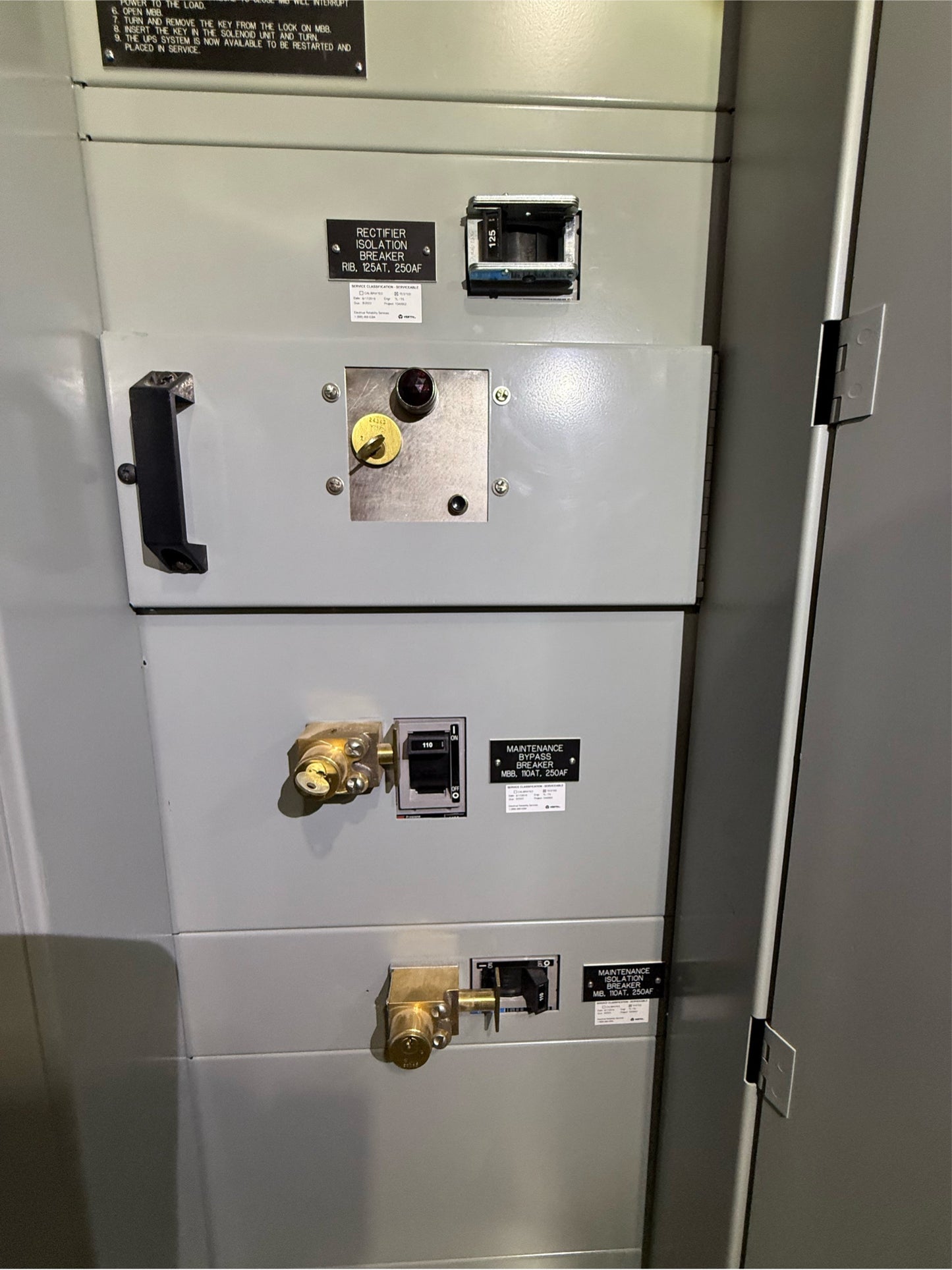 Siemens 3 Breaker 400A Maintenance Bypass MBP 480/277 Kirk Key