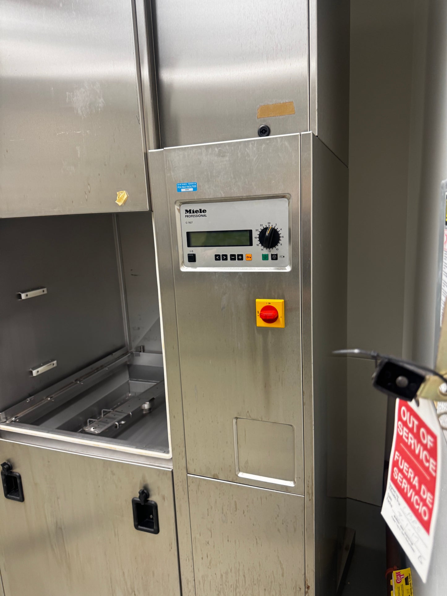 Miele G 7827 Professional Laboratory Glassware Washer Disinfector 208V 3PH Lab Pharma