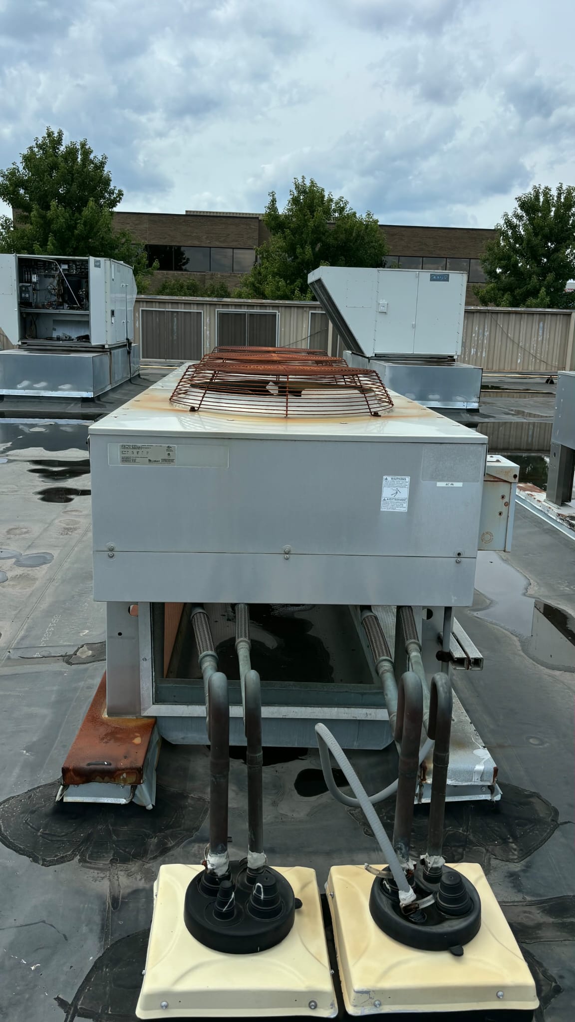 Liebert CDF308LA Outdoor Air Cooled Condenser 3-Fan 460V 3PH Data Center