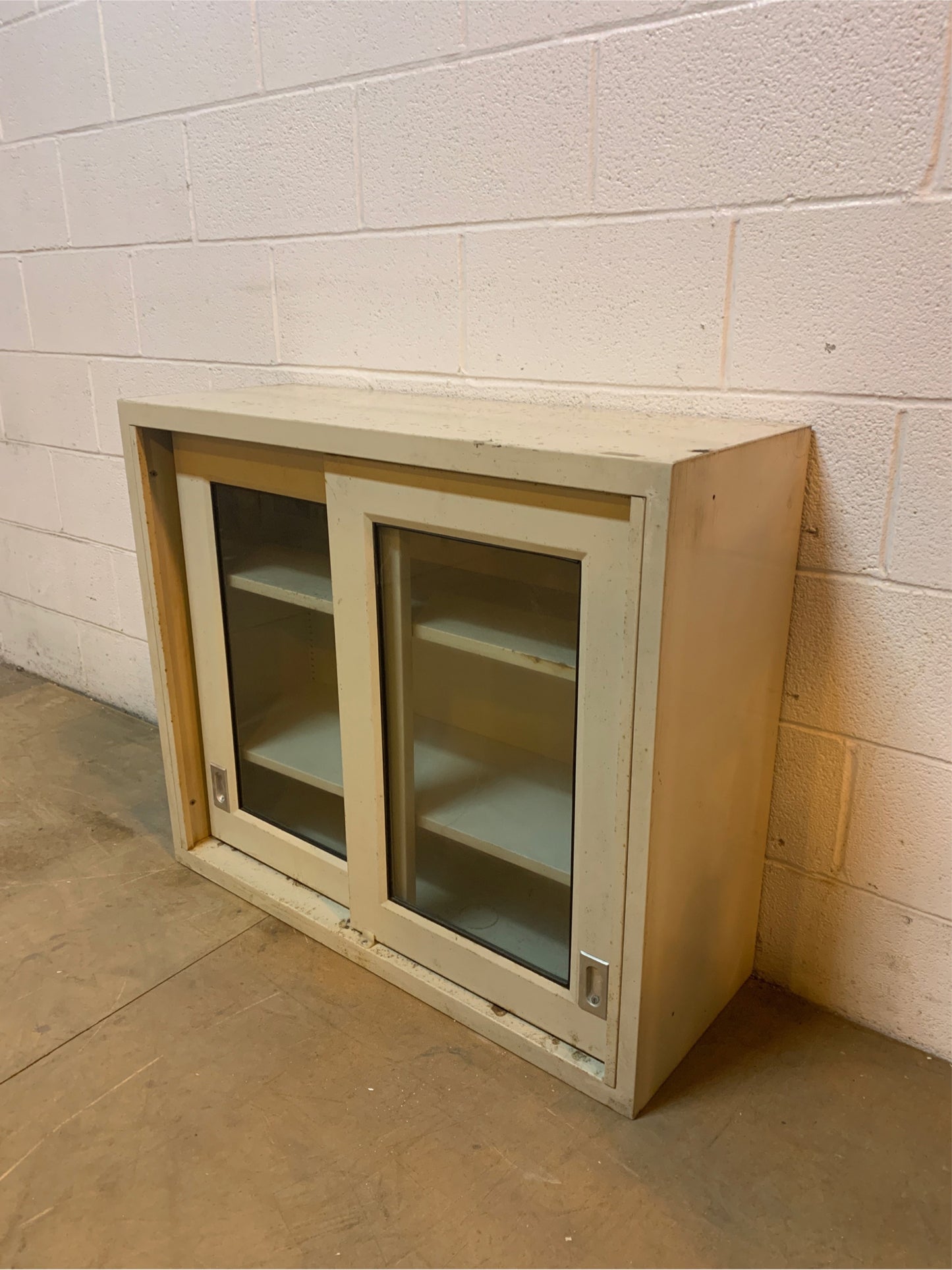 35" Recessed Overhead Cabinet (Q16596)(Q16596)