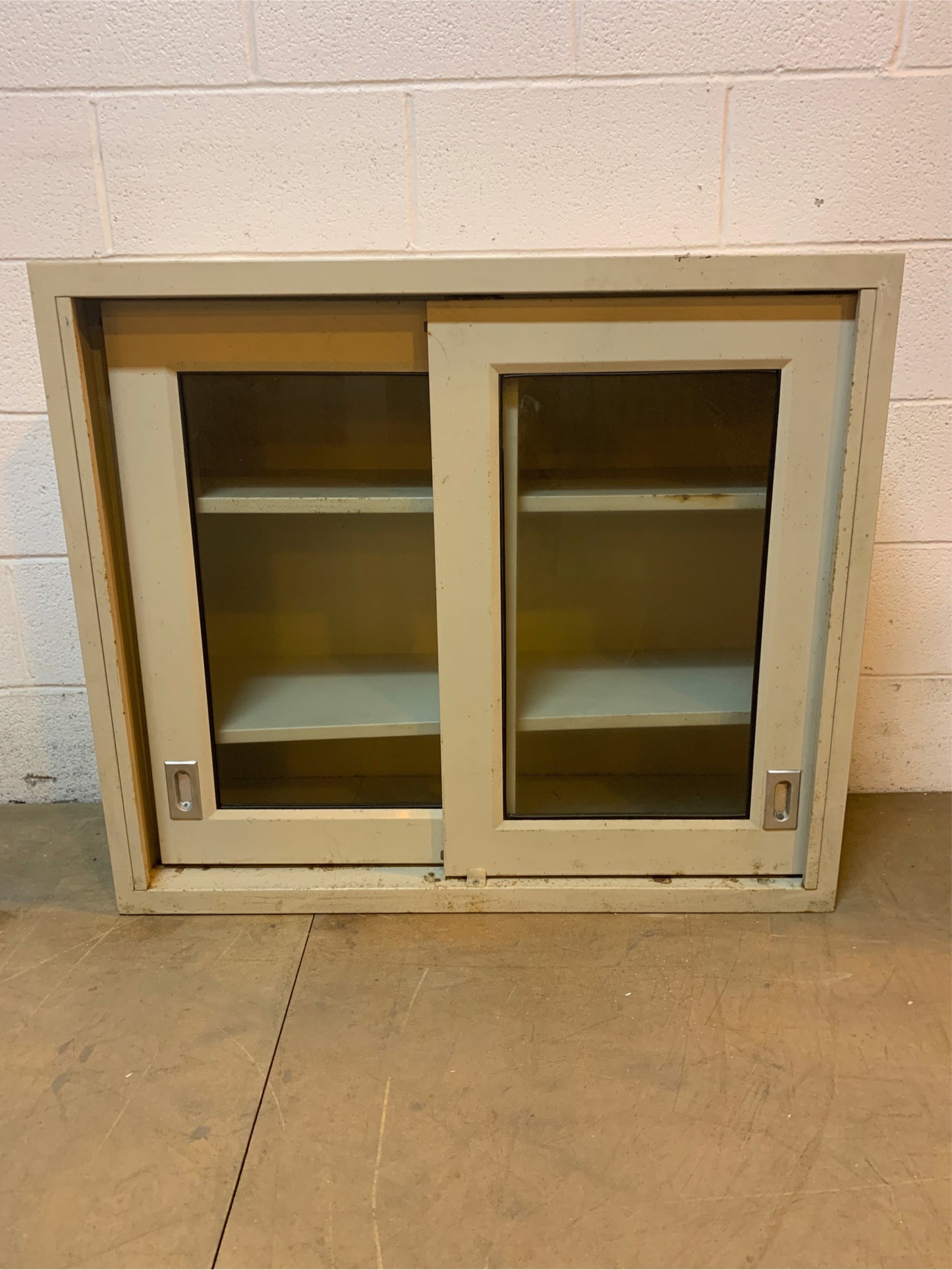 35" Recessed Overhead Cabinet (Q16596)(Q16596)