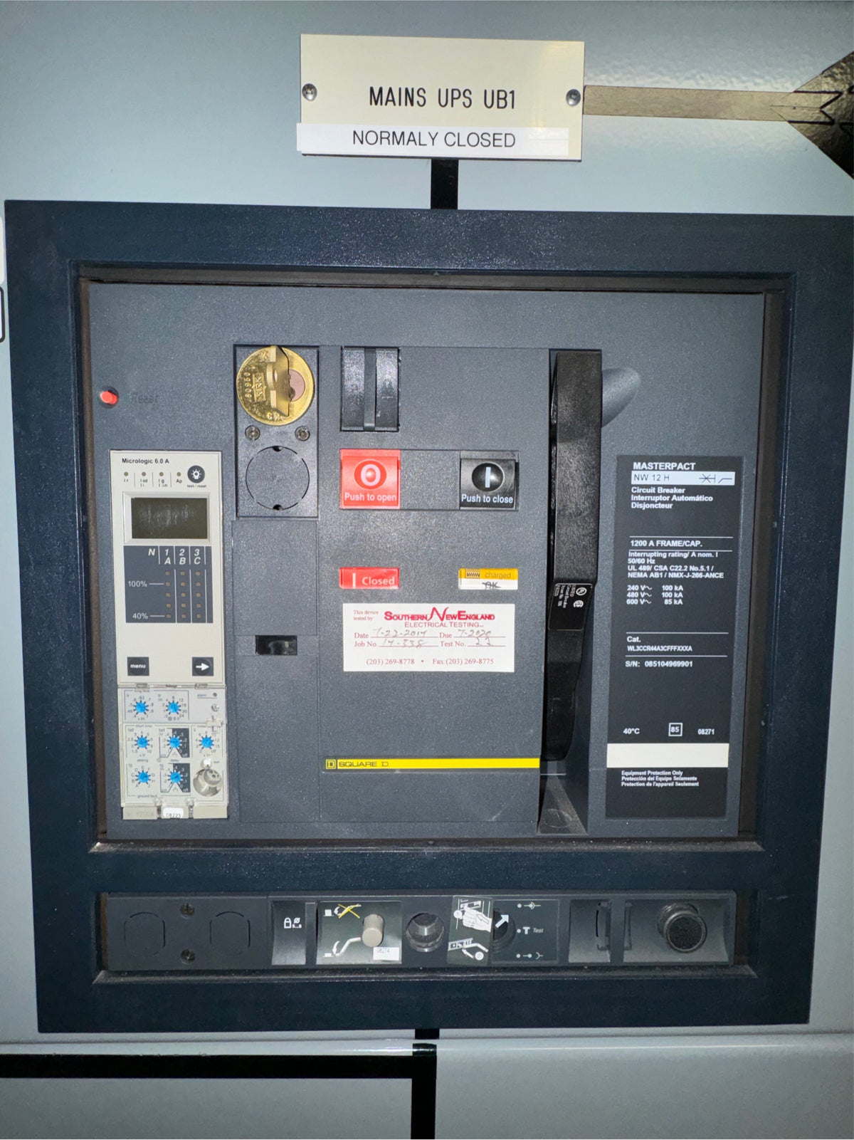 Square D 1200A 480v Masterpact 6 Breaker Distribution w/ 2 Mains & Power Meter(100244)