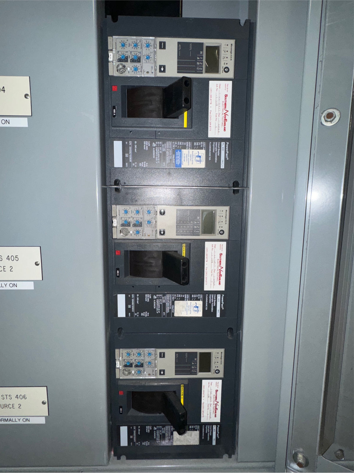 Square D 1200A 480v Masterpact 6 Breaker Distribution w/ 2 Mains & Power Meter(100244)