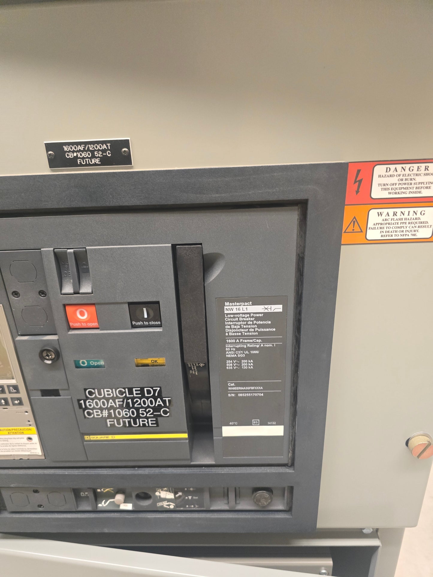 Russelectric 7 Section Switchgear 5000A 3PH 277/480 RE-200 11 Breakers