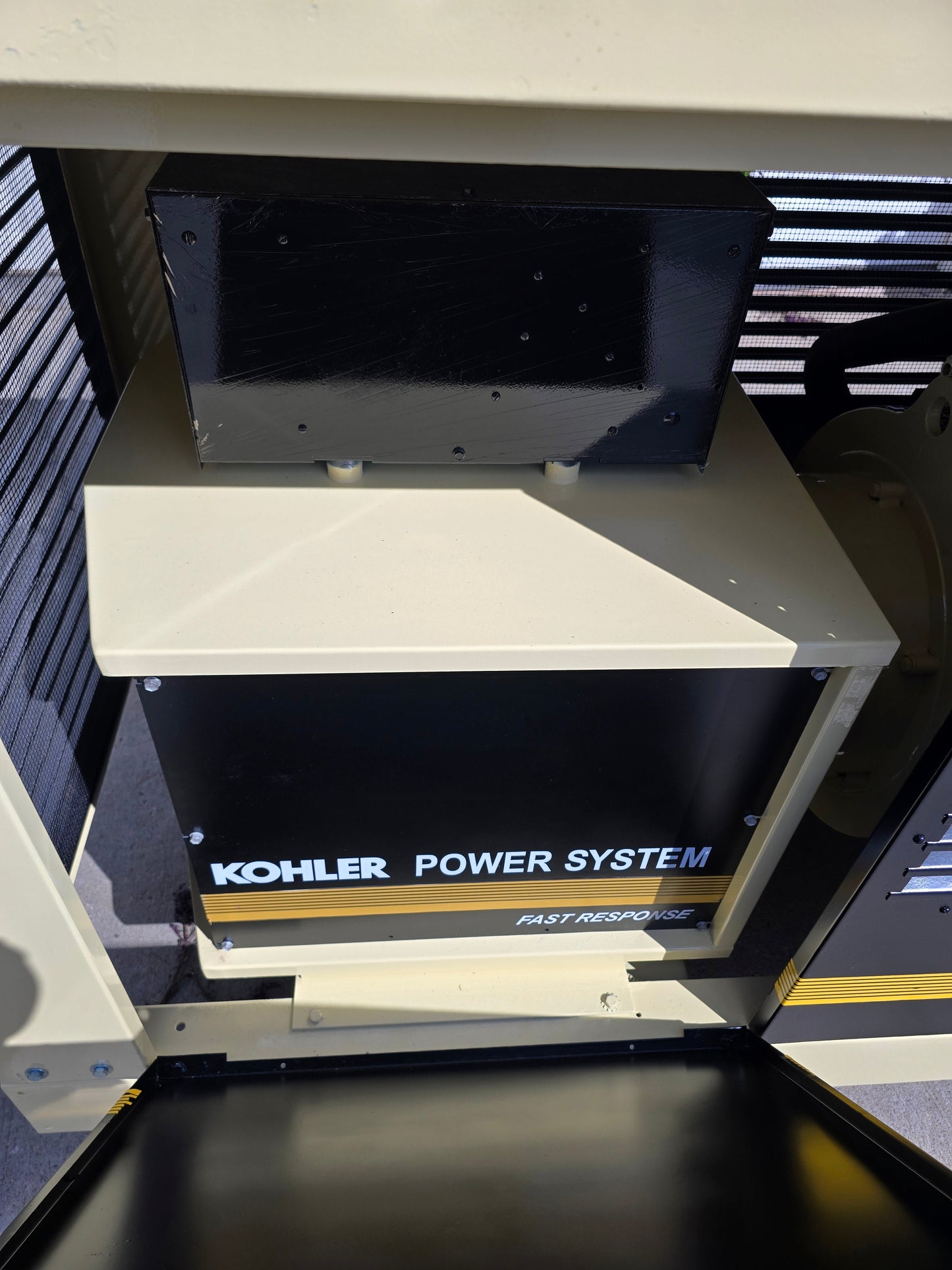 55KW Kohler 50RZ62 Nat Gas LP Enclosed Generator '94 572hrs TESTED