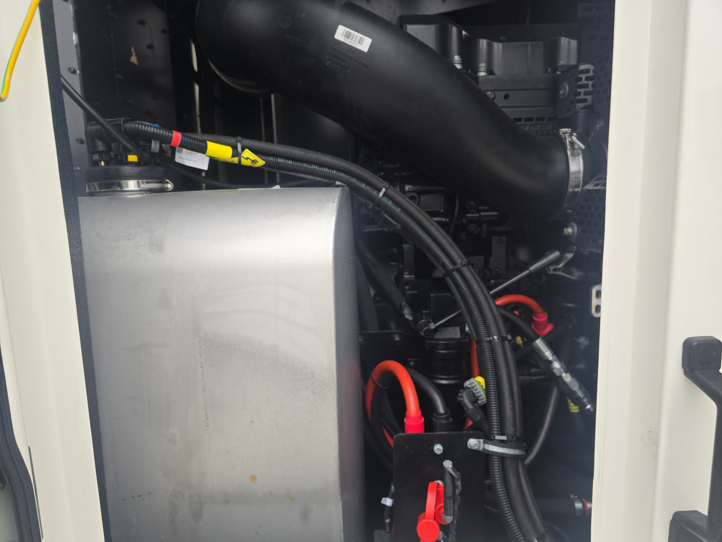 320KW JCB Volvo Penta Diesel Generator Trailer Multi Phase 1413 Hrs TESTED