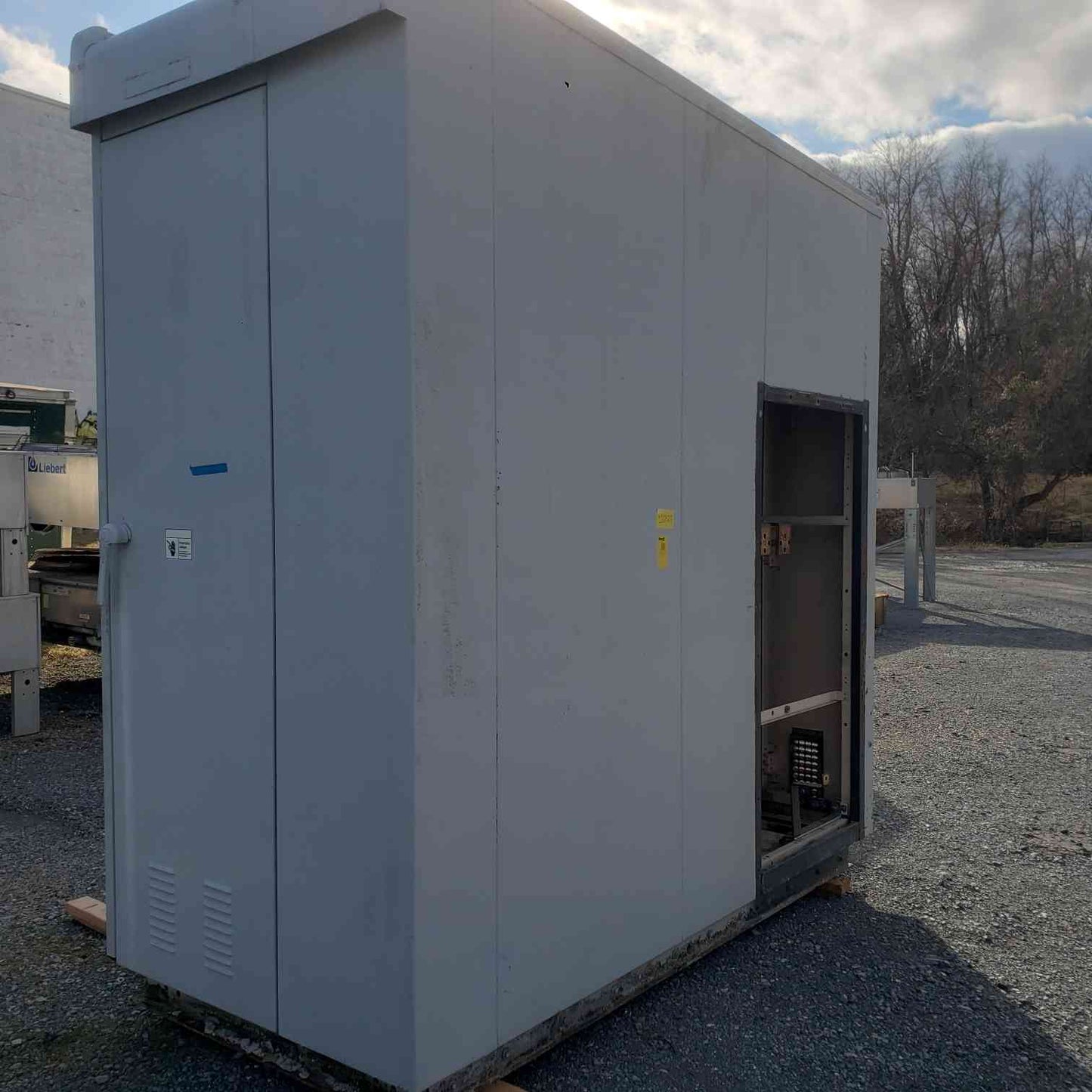 Outdoor Electrical Enclosure with Breaker Main & Safety Disconnect (SKU: 111834)