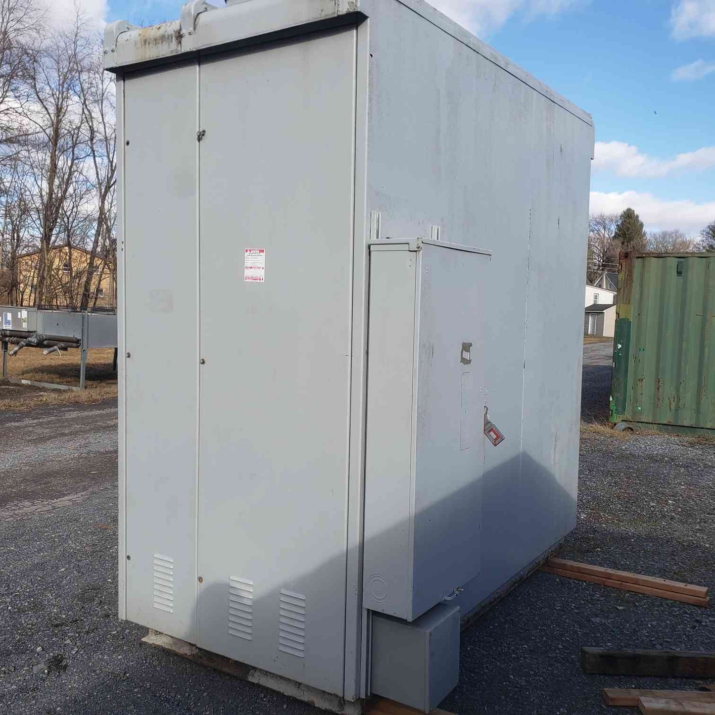 Outdoor Electrical Enclosure with Breaker Main & Safety Disconnect (SKU: 111834)