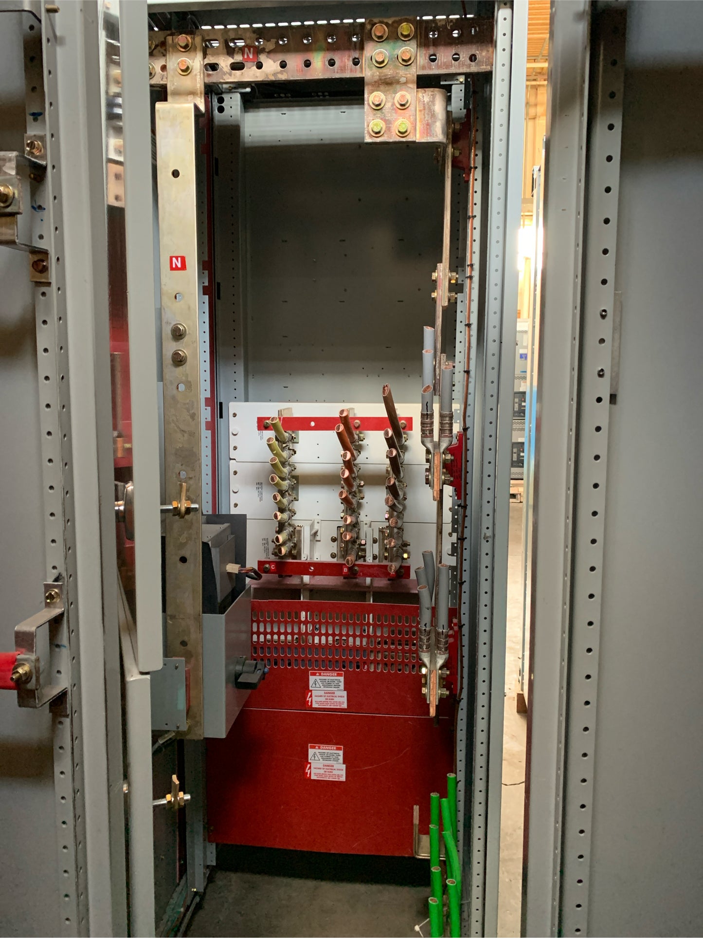 GE Power Break II Switchboard 4000A 480V 3PH Populated 9x Circuit Breaker Lineup