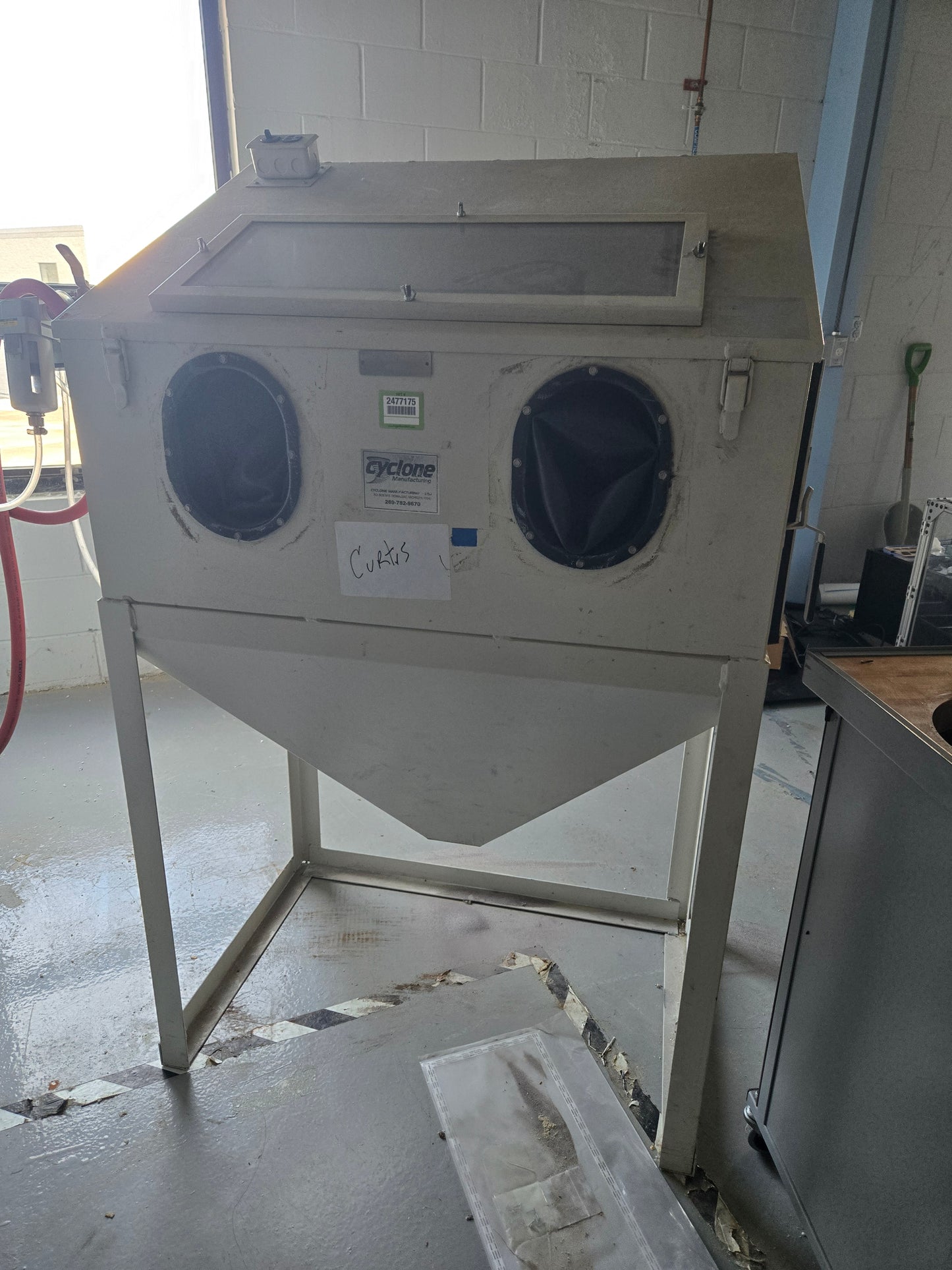 Cyclone Abrasive Blast Cabinet Model #3624 '12