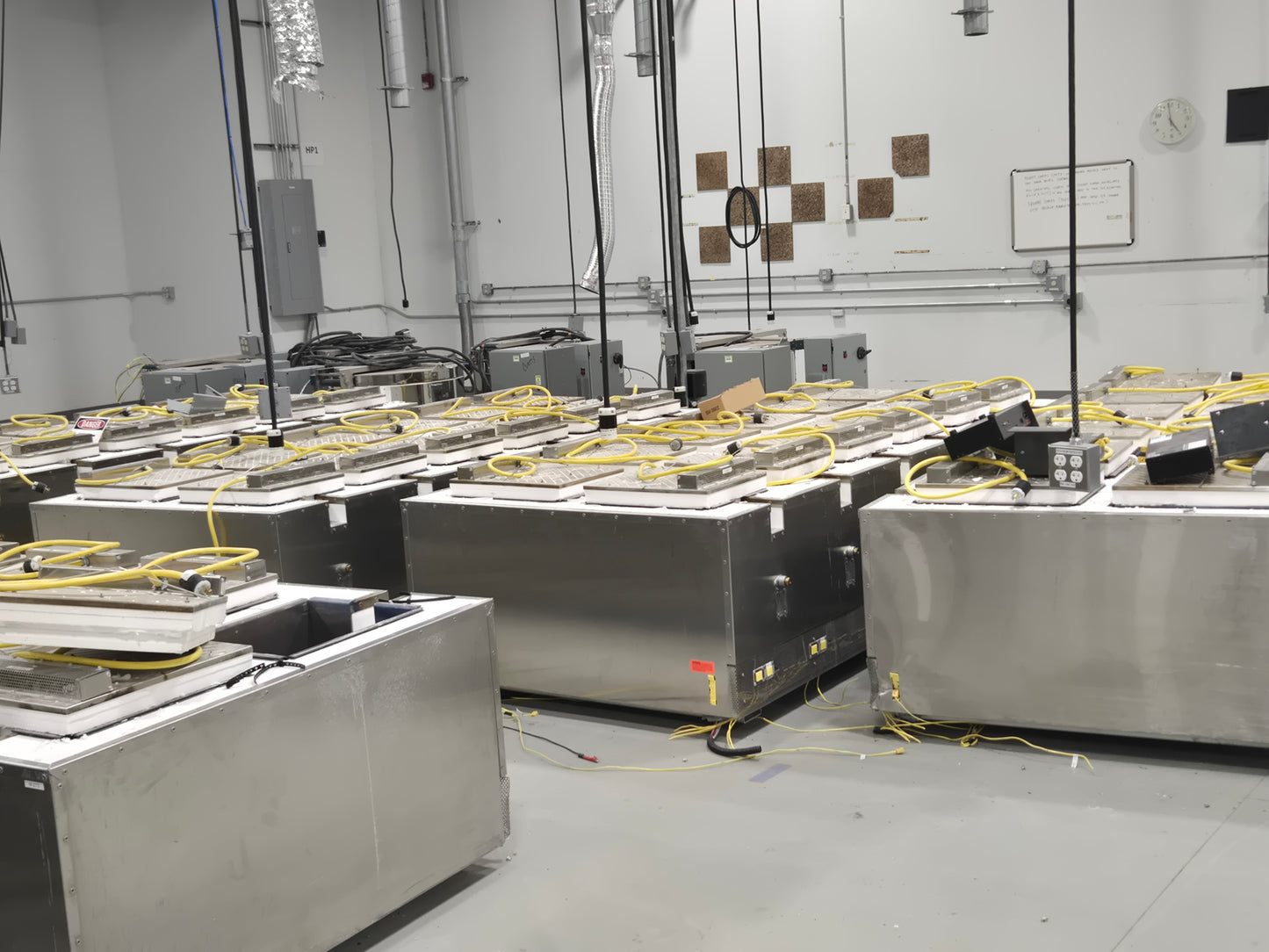 Mellen 12-Bay Controlled Environment Thermal System (CETS) Furnace 5A/Bay 120v (SKU: 112024)