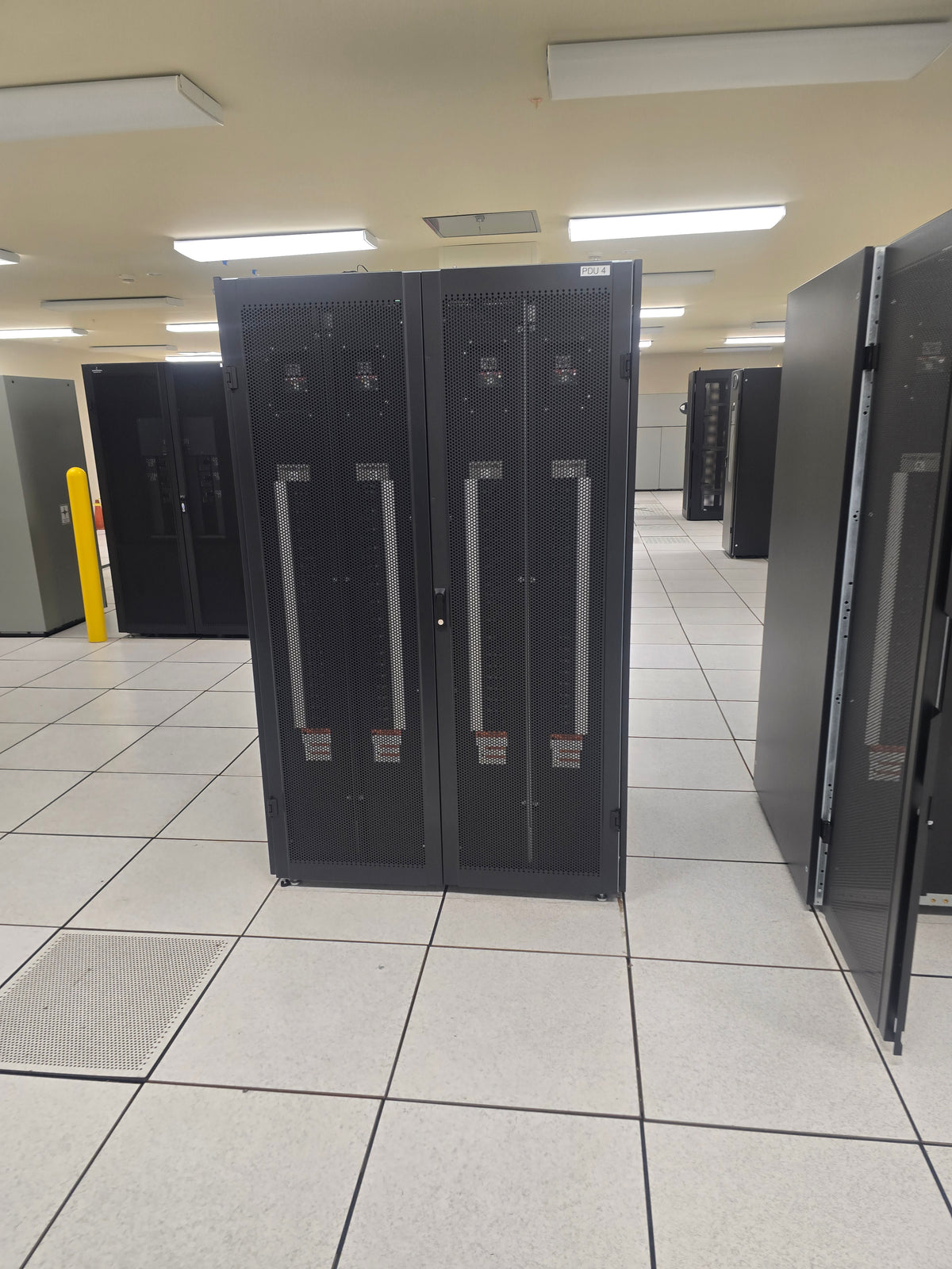 Liebert FPA15C150P FPC 150kVA Power Distribution Cabinet PDU 480V to 208/120V