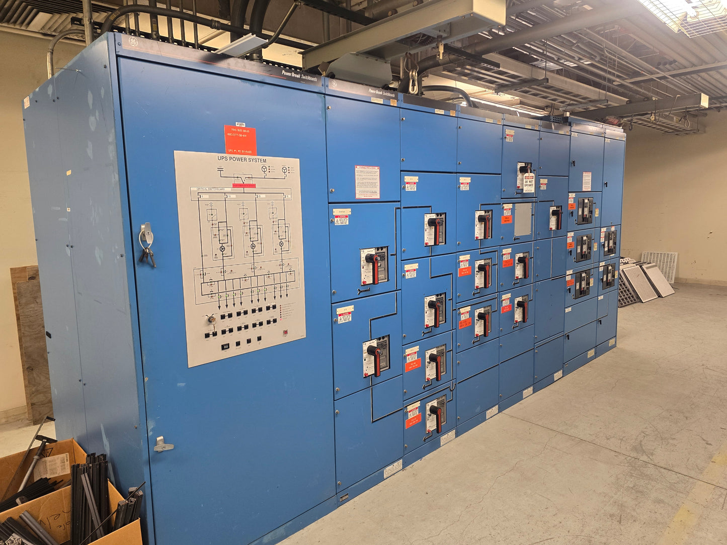 GE PowerBreak 2000A / 800A 480V 3PH Low Voltage Switchboard Lineup Switchgear