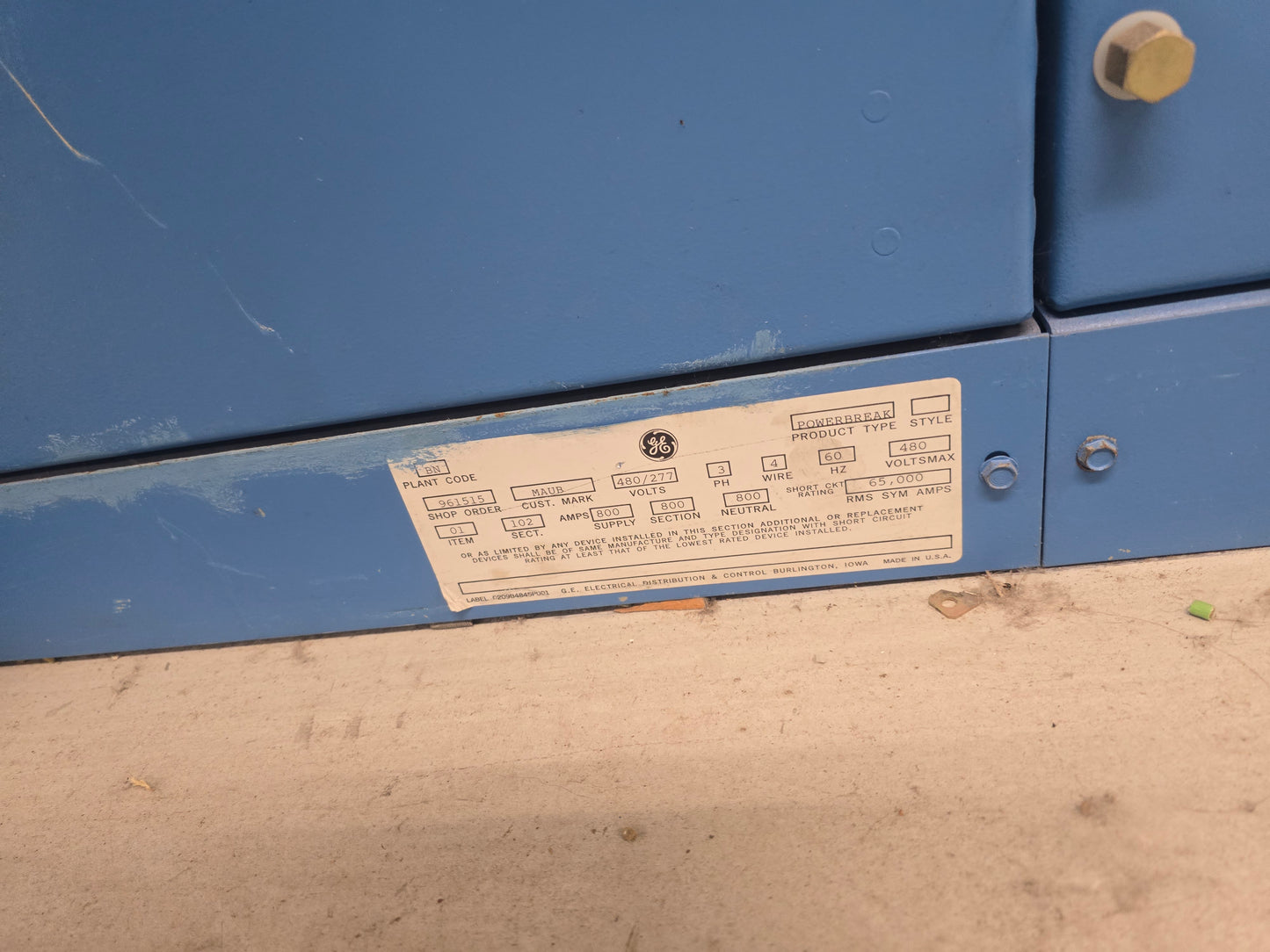 GE PowerBreak 2000A / 800A 480V 3PH Low Voltage Switchboard Lineup Switchgear
