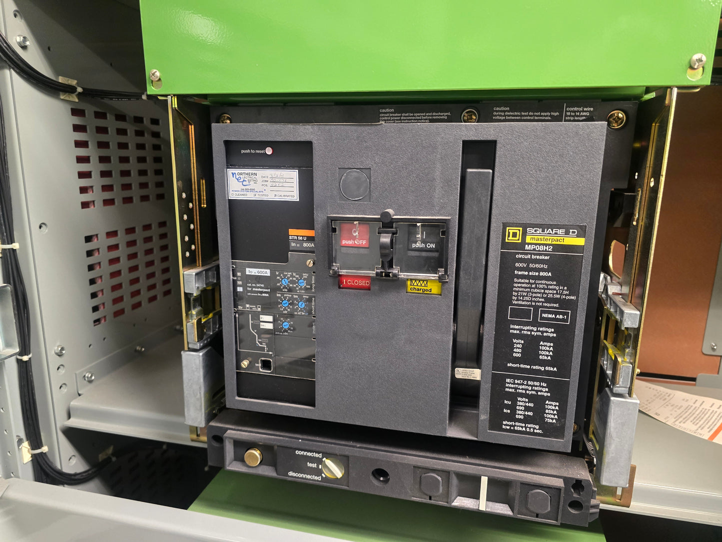 Cummins Onan PowerCommand PCIL2002G Digital Master Control 277/480V AC, 3-Phase, 4-Wire Switchgear