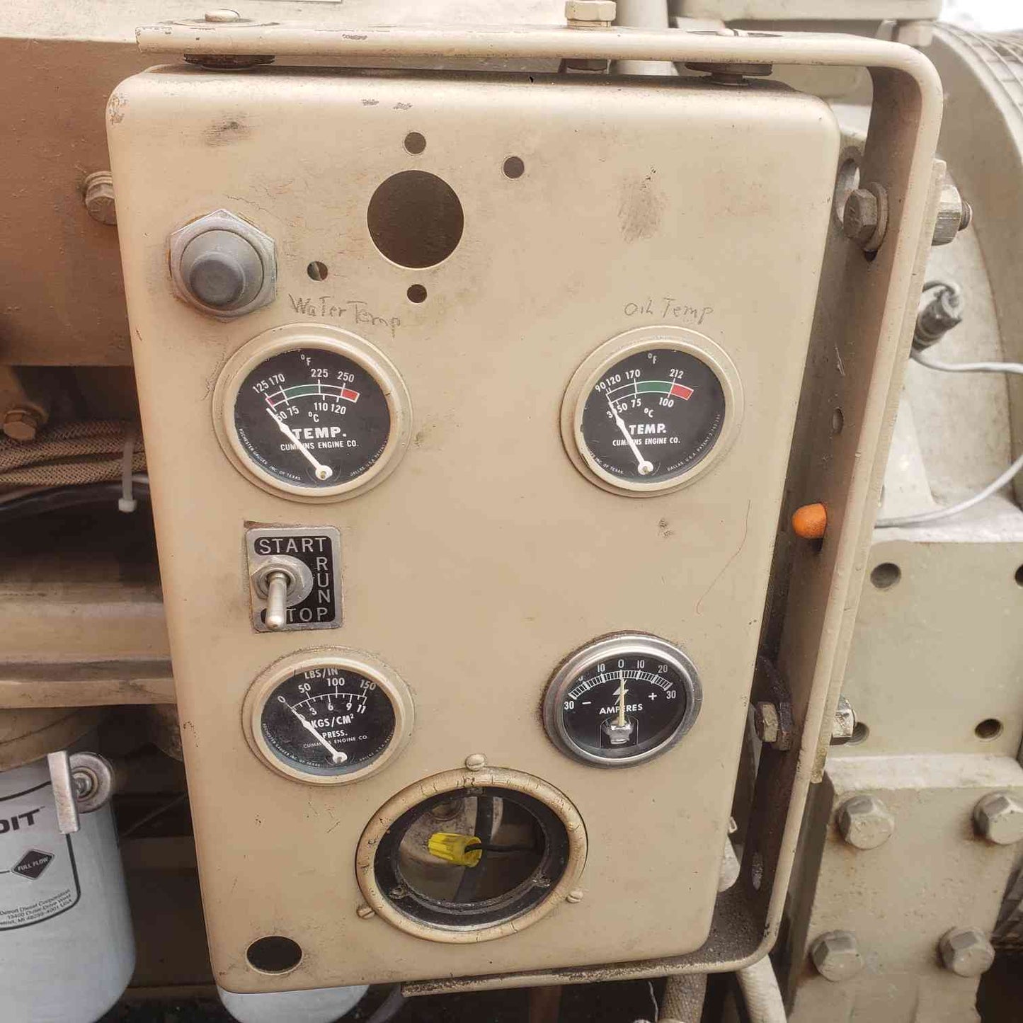 AS-IS 750KW Cummins KTA38 680FDR6069 480/277 1128A 3PH Diesel  NON WORKING (SKU: 112184)