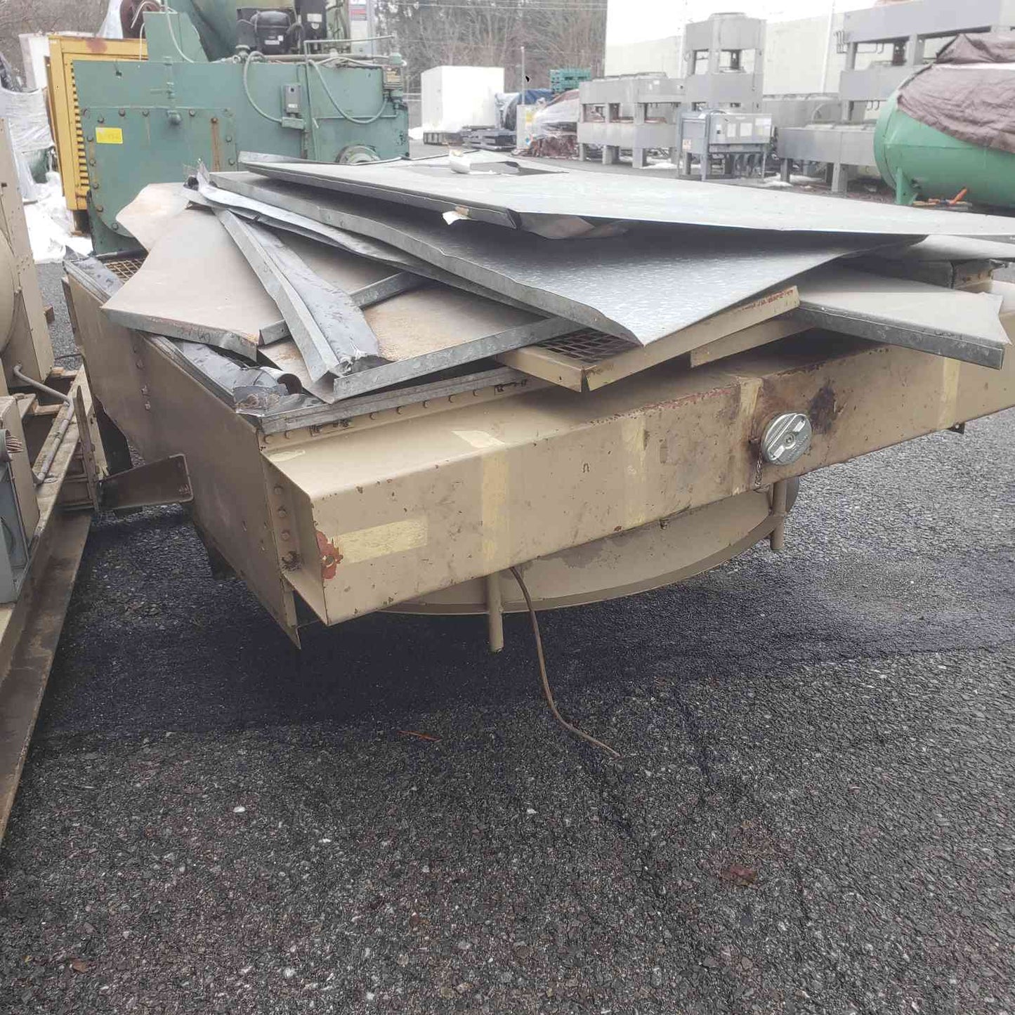 AS-IS 750KW Cummins KTA38 680FDR6069 480/277 1128A 3PH Diesel  NON WORKING (SKU: 112184)