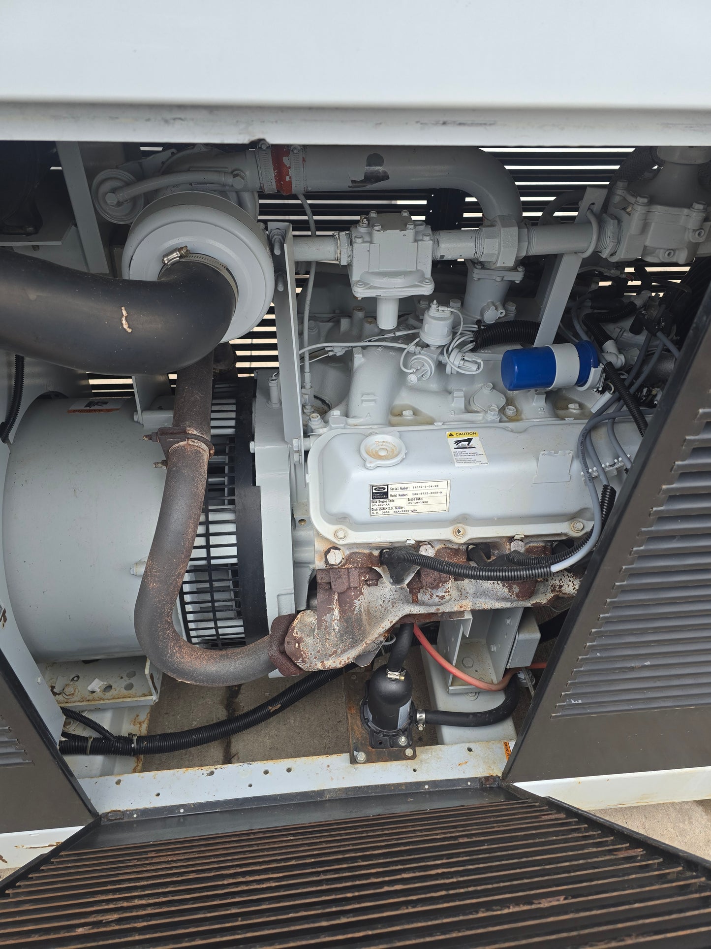 85KW Spectrum 460T Ford LP/NG Generator Enclosed '98 466hrs 1ph 120/240