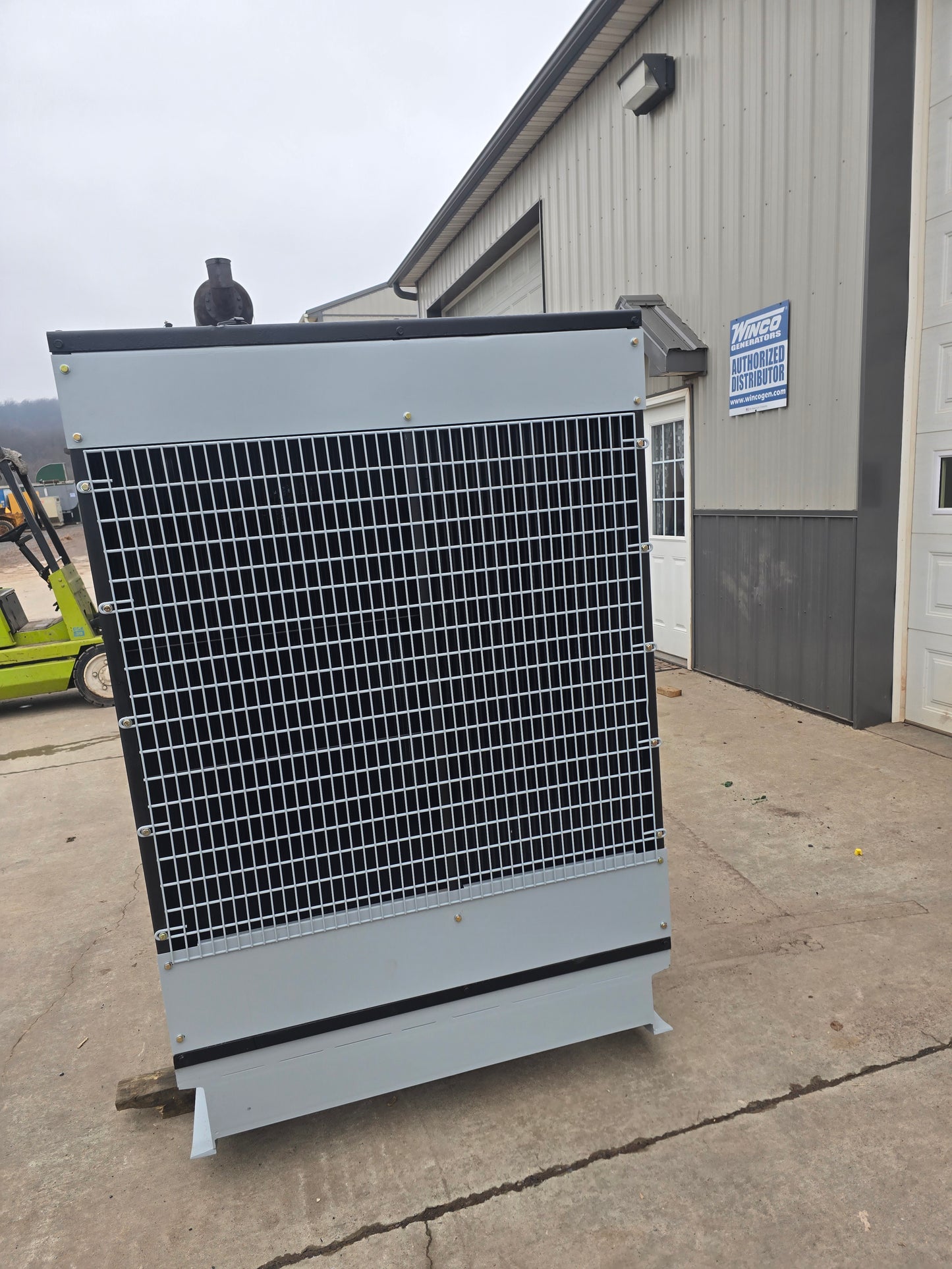 300KW Spectrum 60 Series Detroit Diesel Generator '02 732hrs TESTED