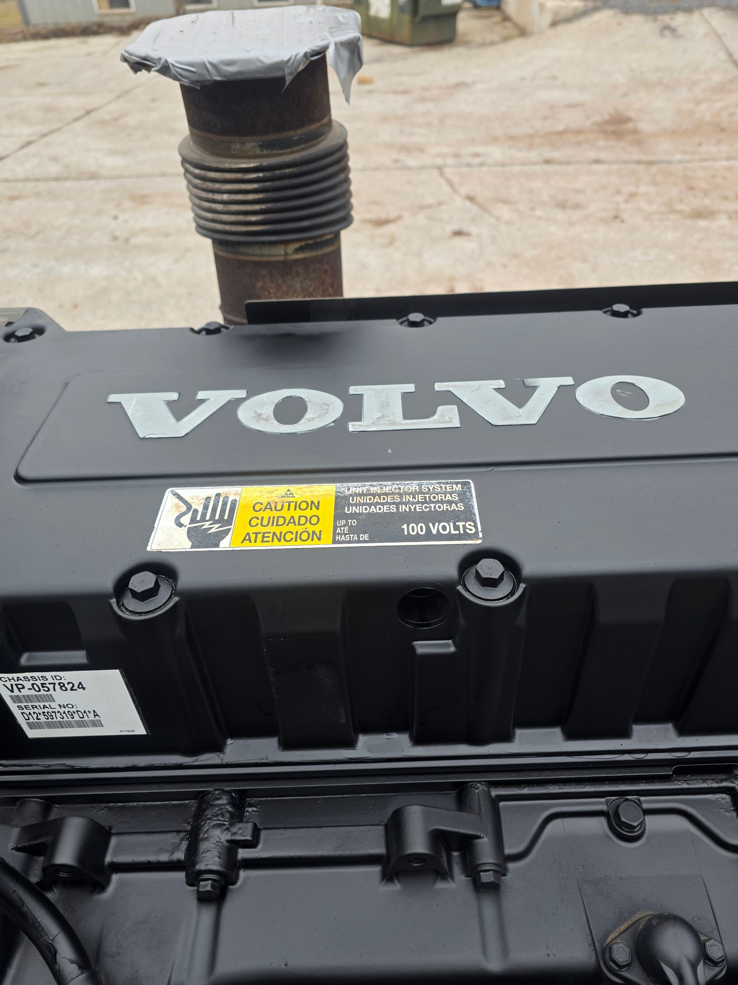 400KW SDMO 12.1L Volvo Diesel Generator w/ Tank '07 183hrs TESTED