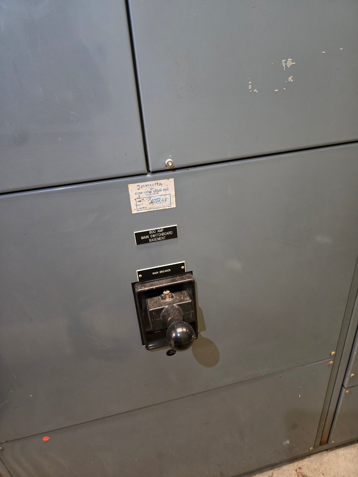 800A 300KVA Square D Power-Zone Substation Switchgear & Transformer 480x208Y/120V 18 Dist & Main