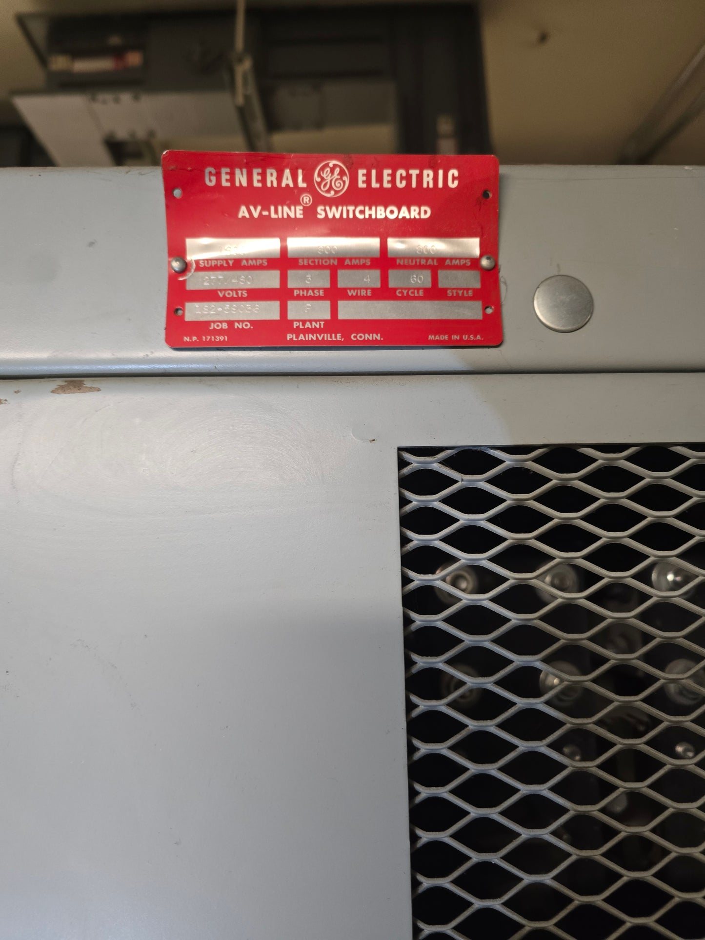 3000A Switchgear Lineup with Integrated Transformer 7 Section 480v x 208/120 PowerBreak GE