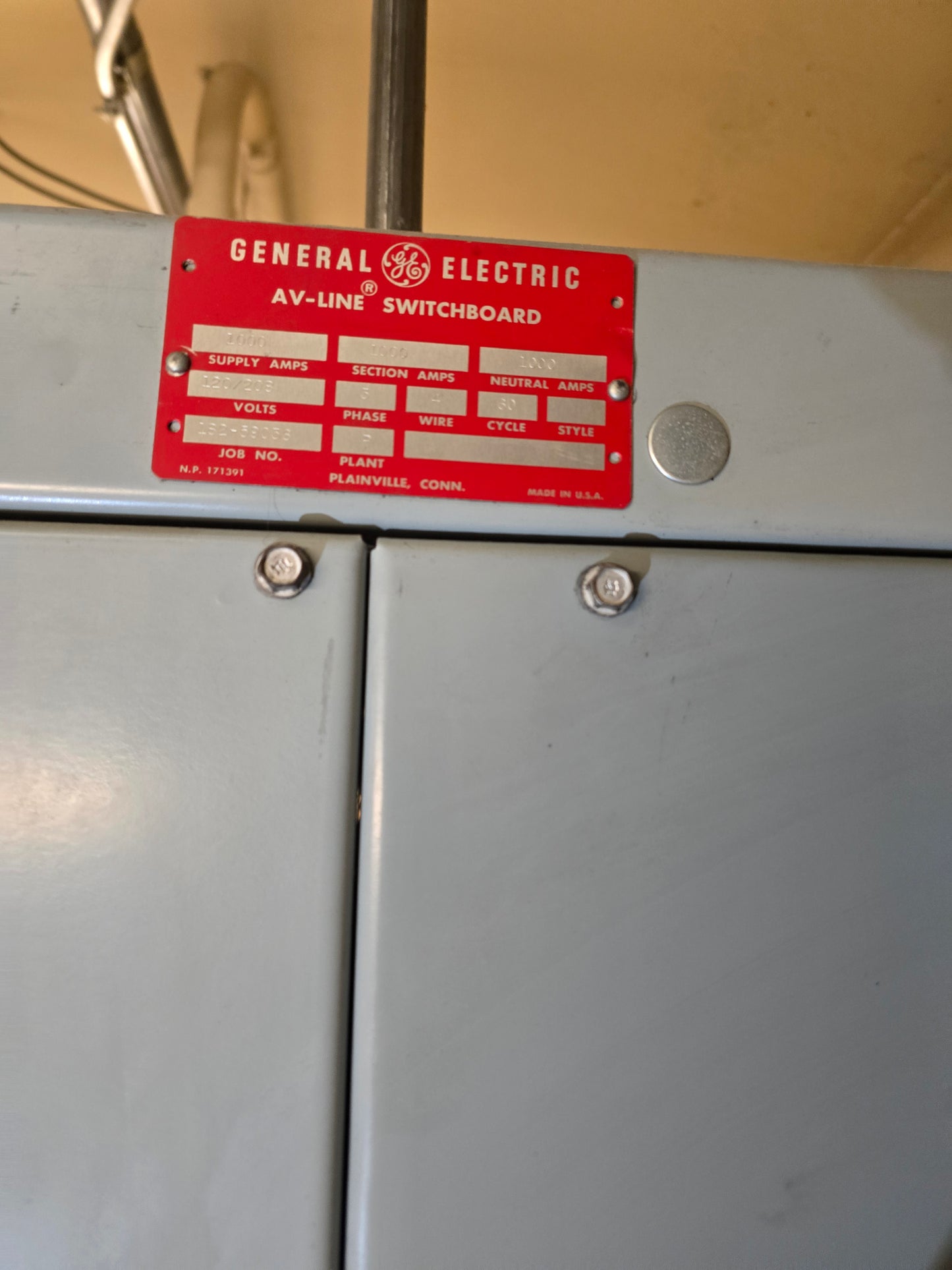 3000A Switchgear Lineup with Integrated Transformer 7 Section 480v x 208/120 PowerBreak GE