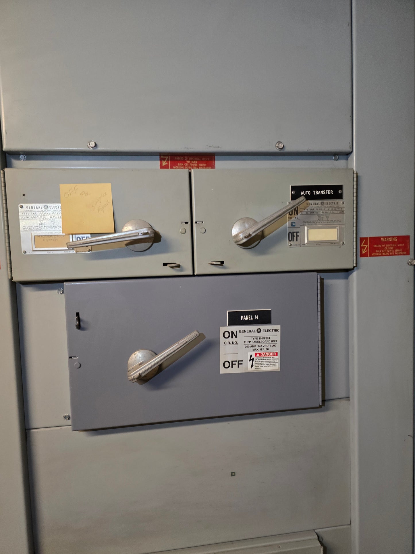 3000A Switchgear Lineup with Integrated Transformer 7 Section 480v x 208/120 PowerBreak GE