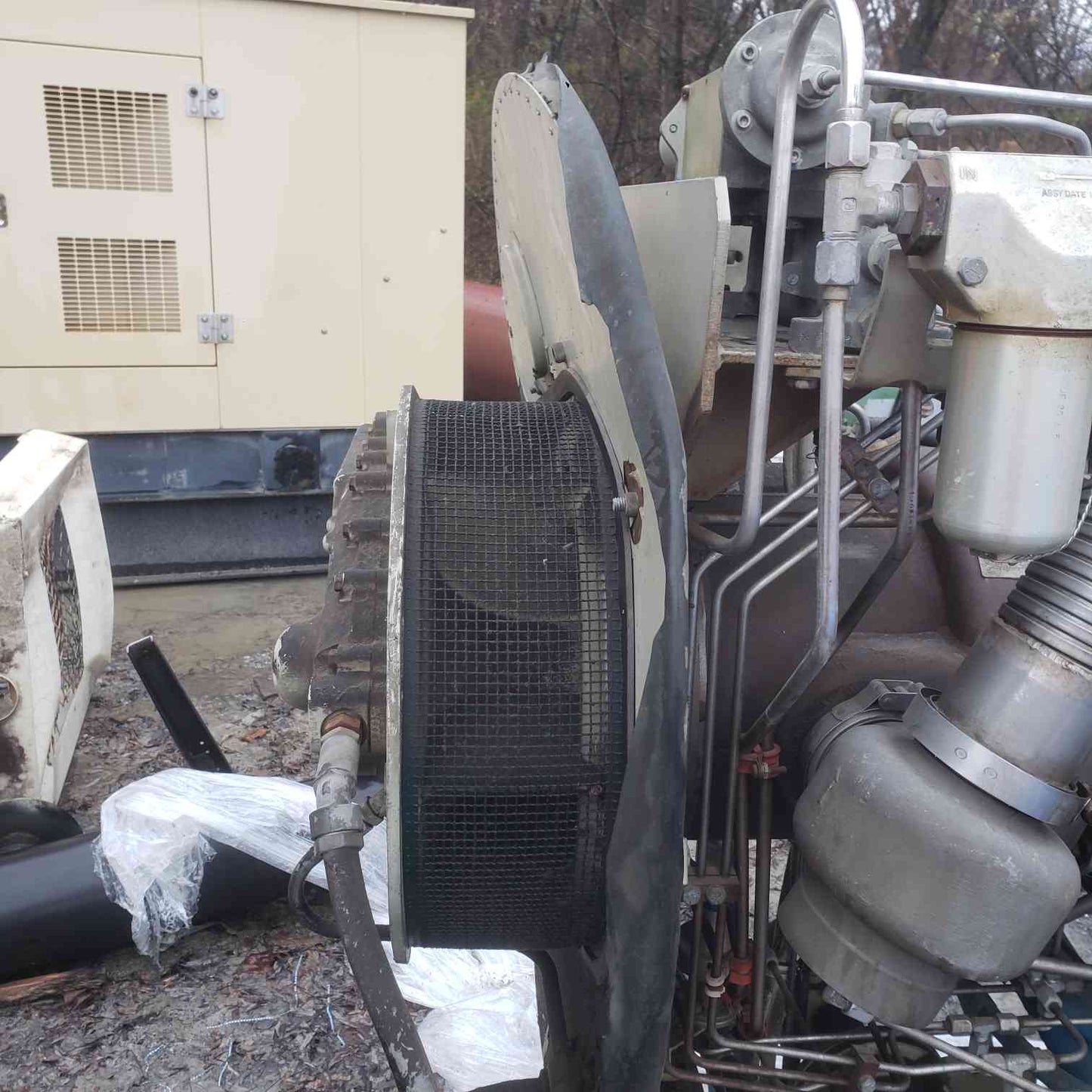 900KW-1200KW Saturn 20 Gas Turbine Generator Set GE1-SA-MA 392Hrs, 882 Starts (SKU: 112178)