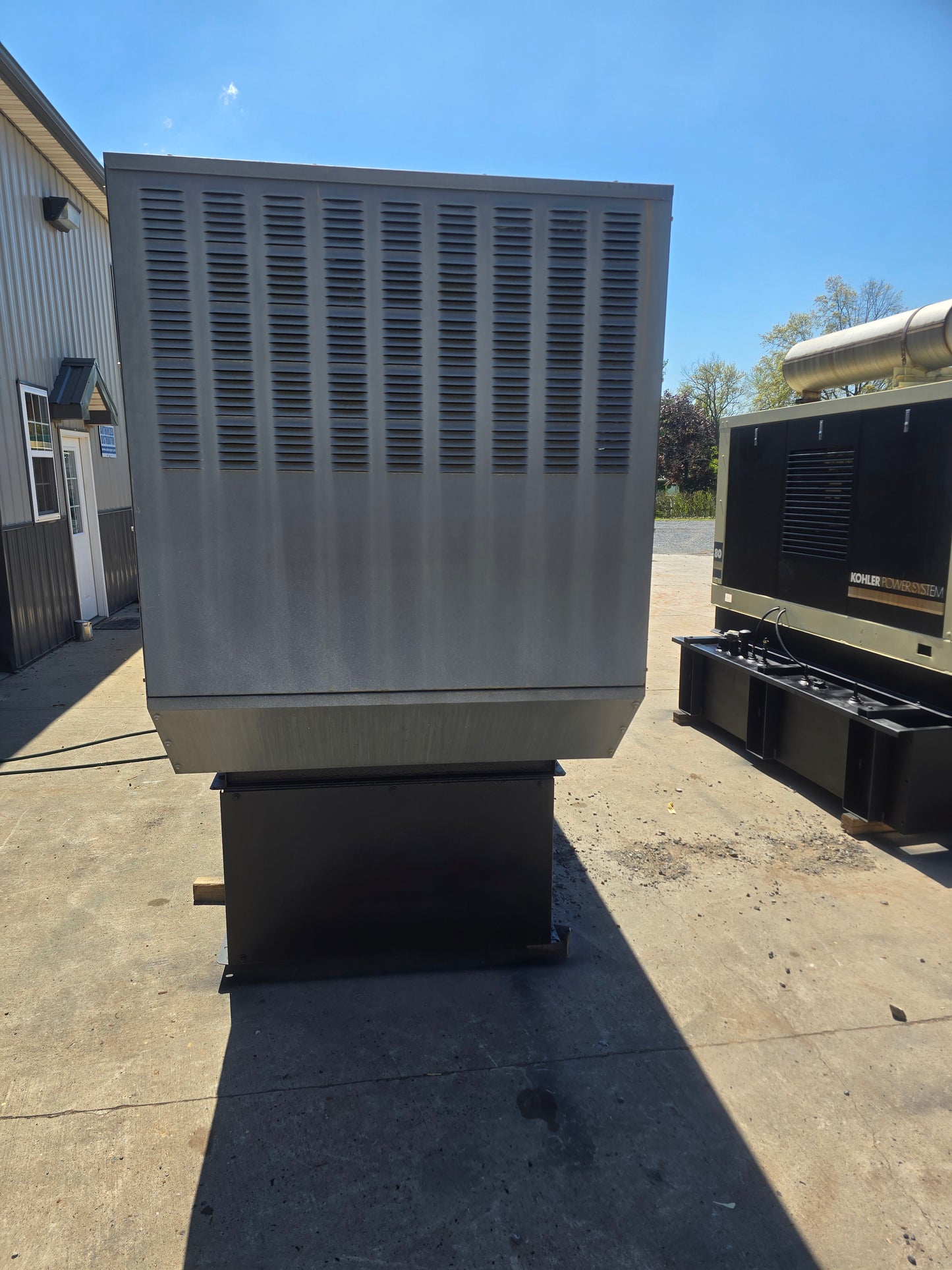 175kW Generac 6.7 FPT Diesel Generator '11 250hrs TESTED