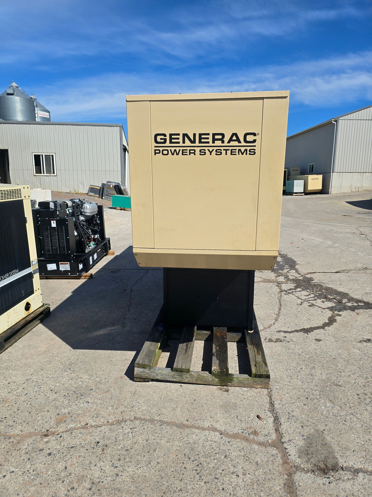 Generac 60KW Diesel Generator Mitsubishi 4034-T Enclosed Tank 2003 397Hrs TESTED