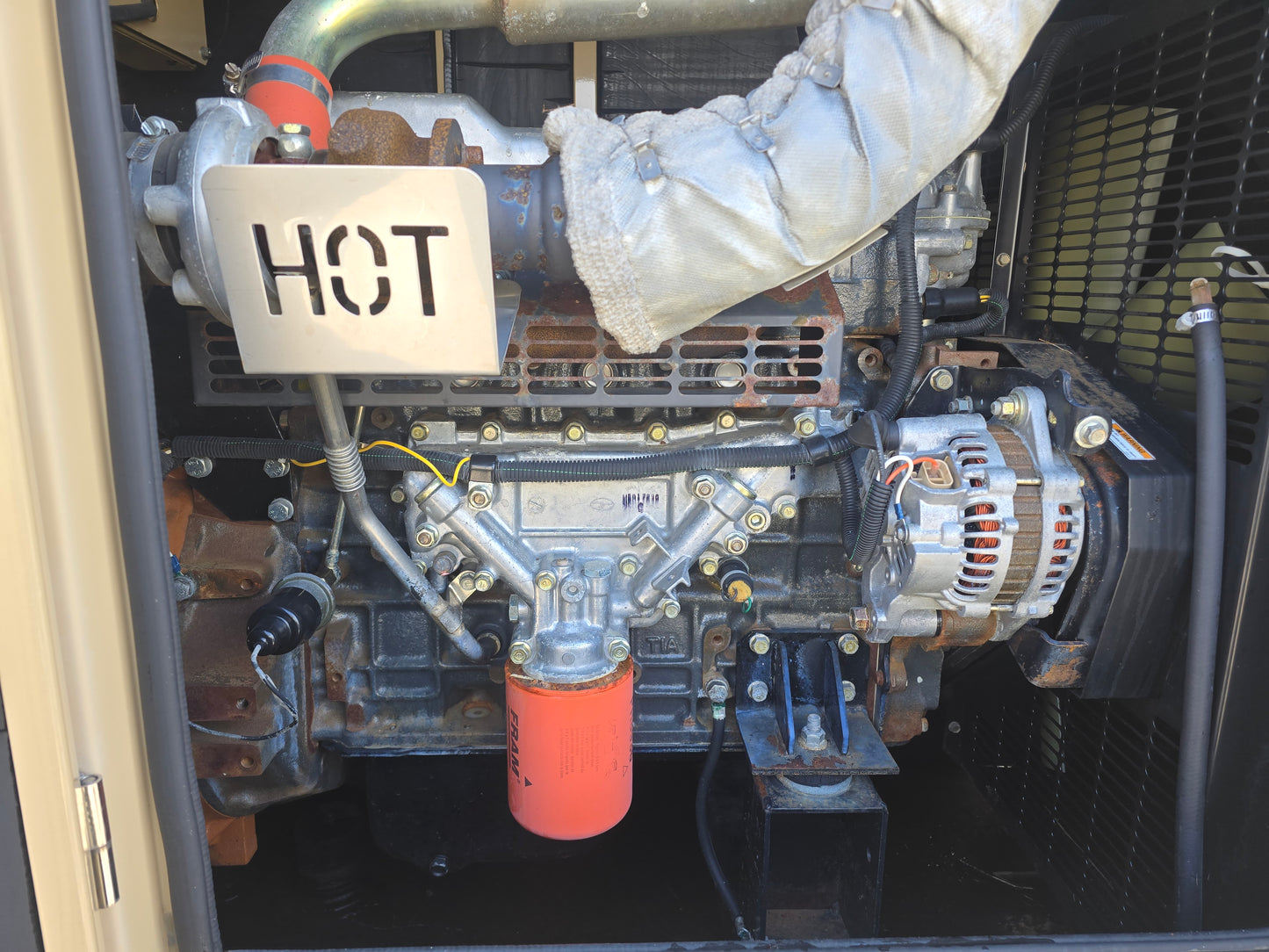 Generac 60KW Diesel Generator Mitsubishi 4034-T Enclosed Tank 2003 397Hrs TESTED